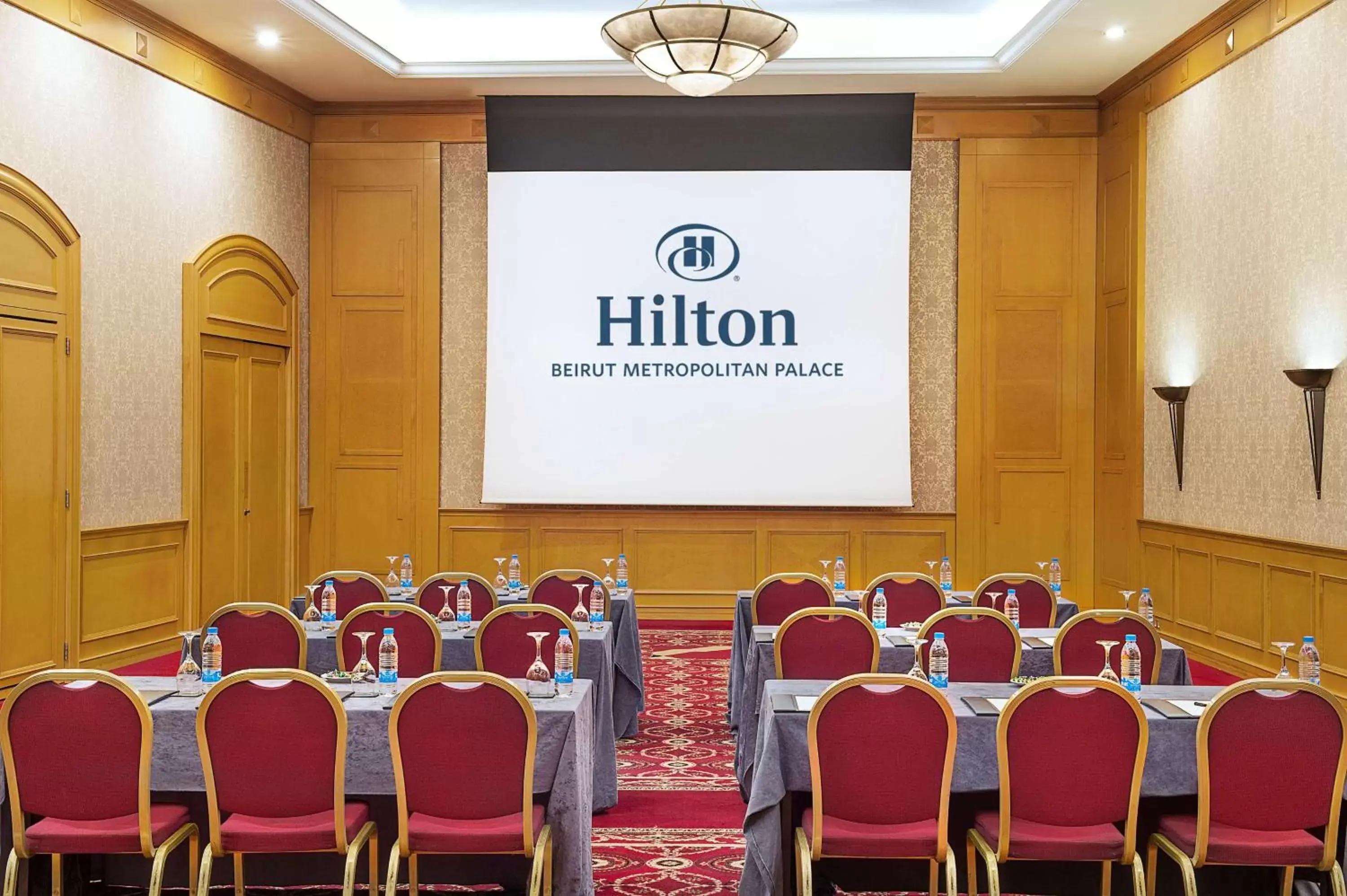 Meeting/conference room in Hilton Beirut Metropolitan Palace Hotel