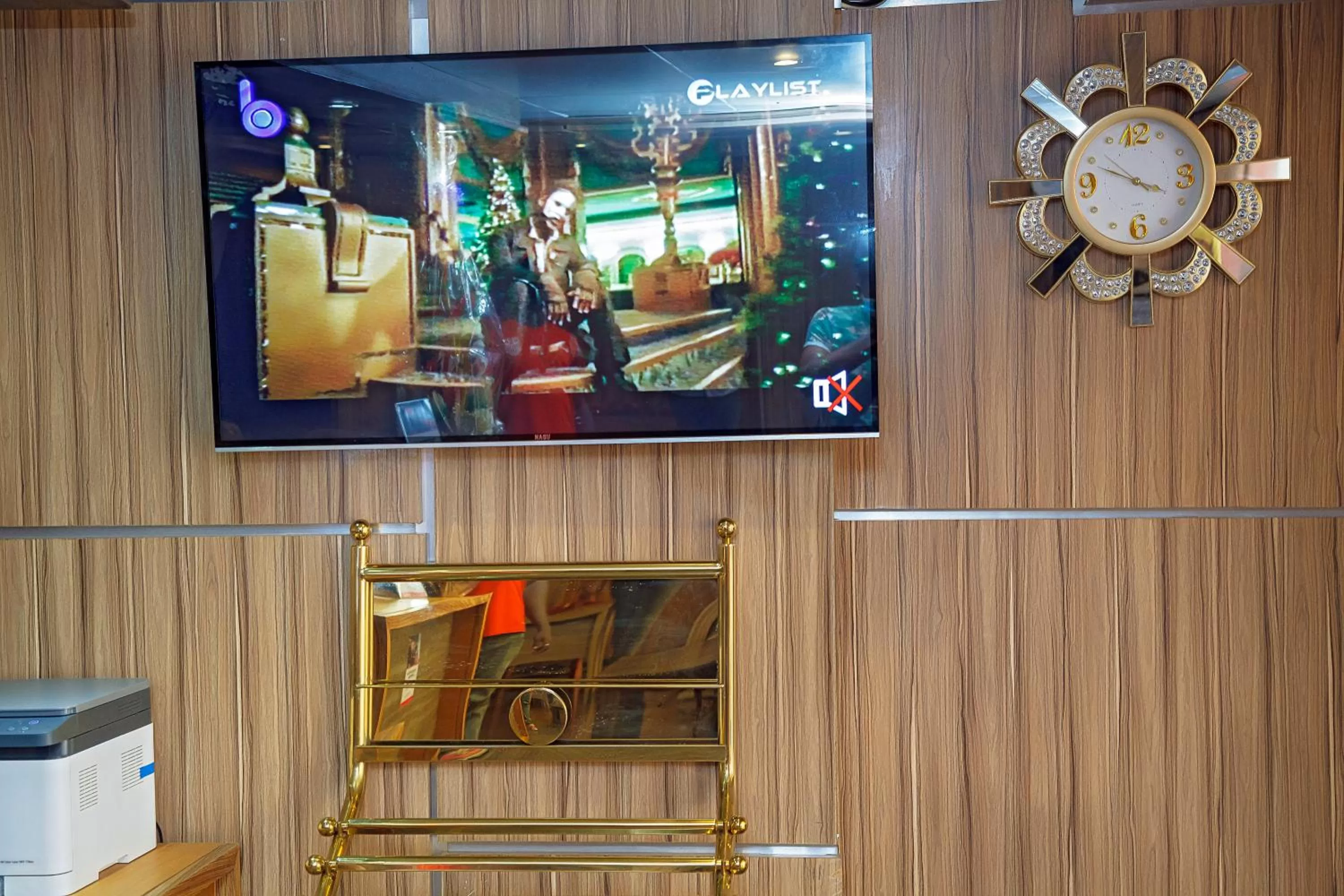 NOUBOU INTERNATIONAL HOTEL BONAPRISO