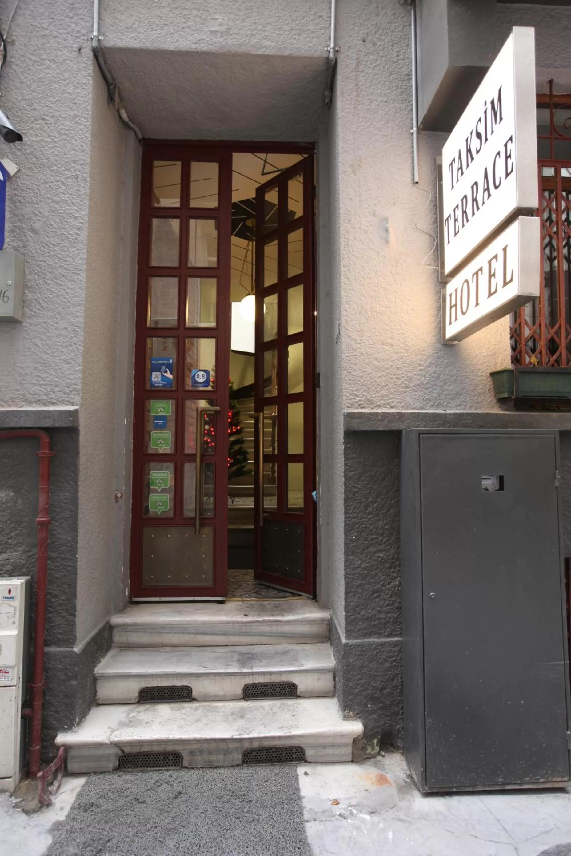 Facade/entrance in Taksim Terrace Hotel