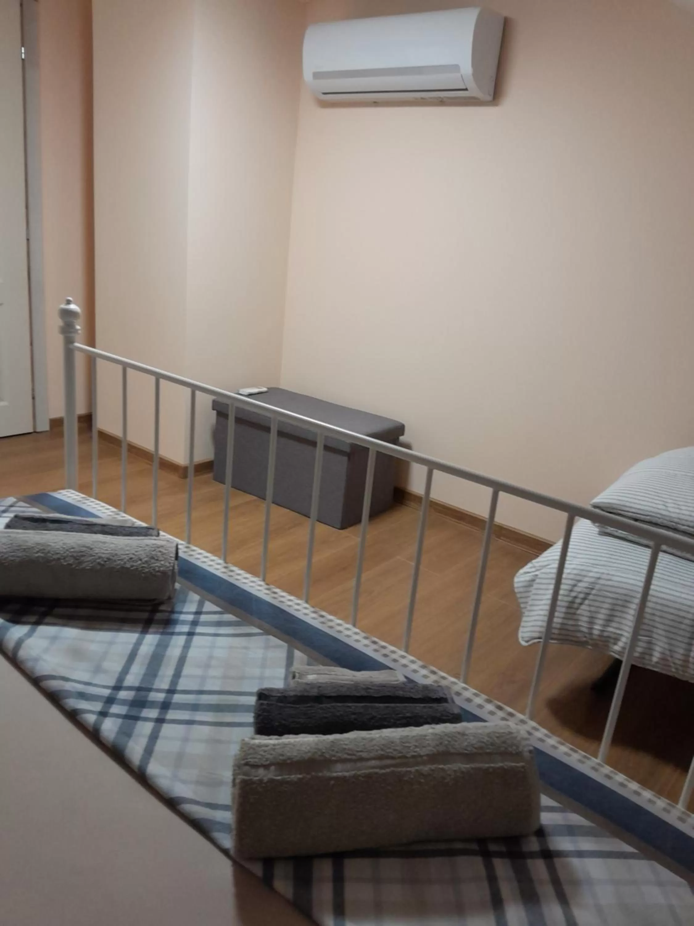 Bed in HANCHO SevenUps - KAPANA Plovdiv Center