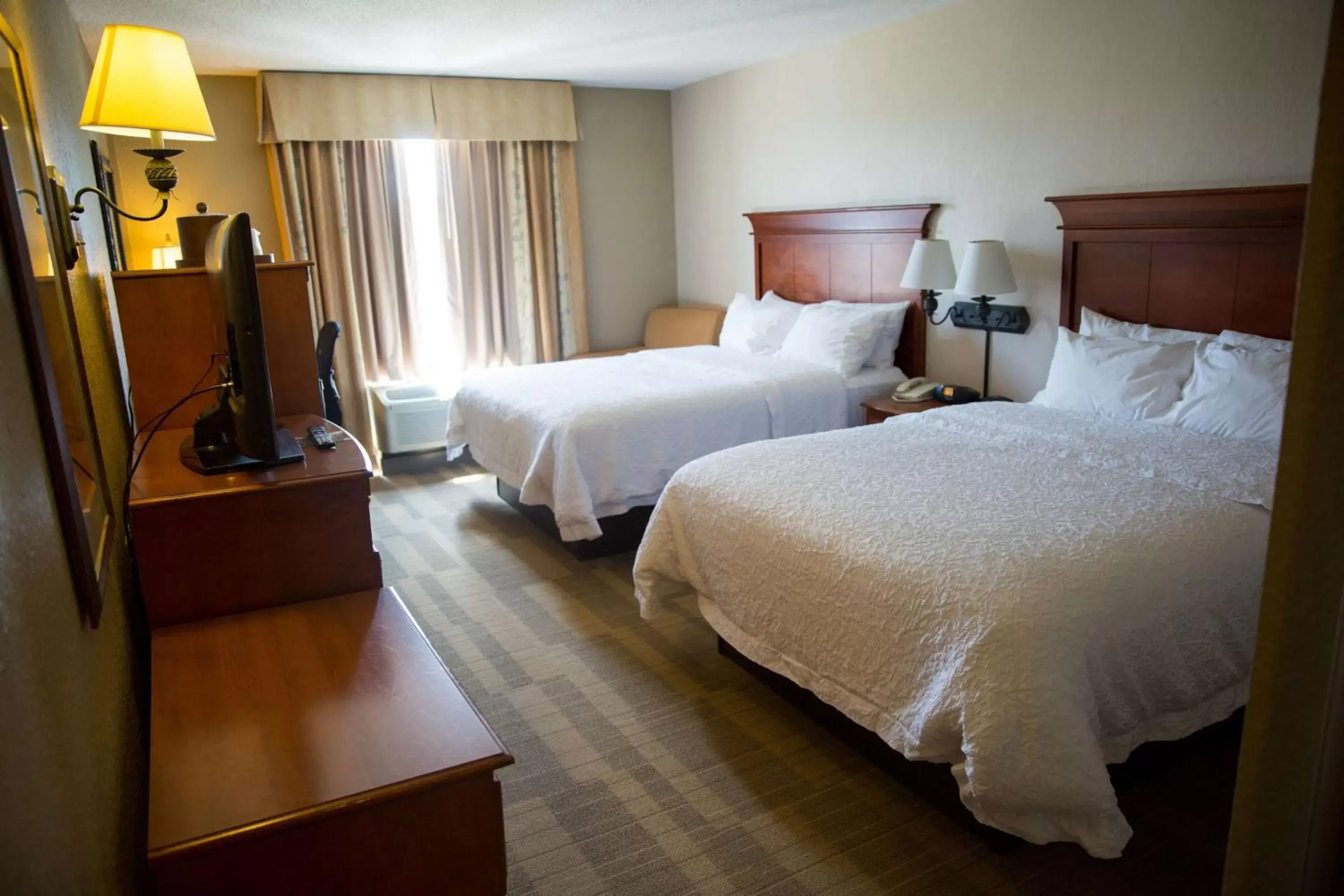 Bed in Hampton Inn & Suites Grenada Bed in Hampton Inn & Suites Grenada