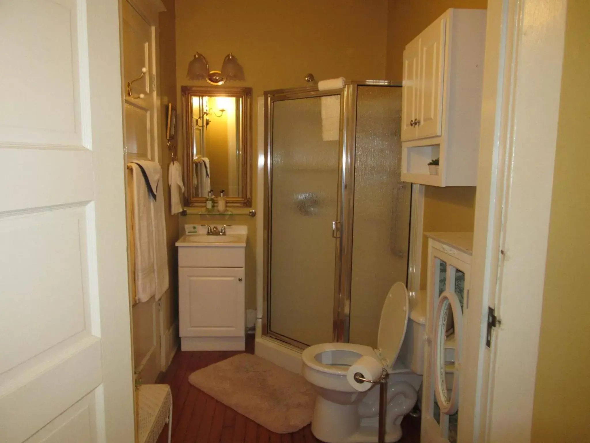 Bathroom in The Carriage House