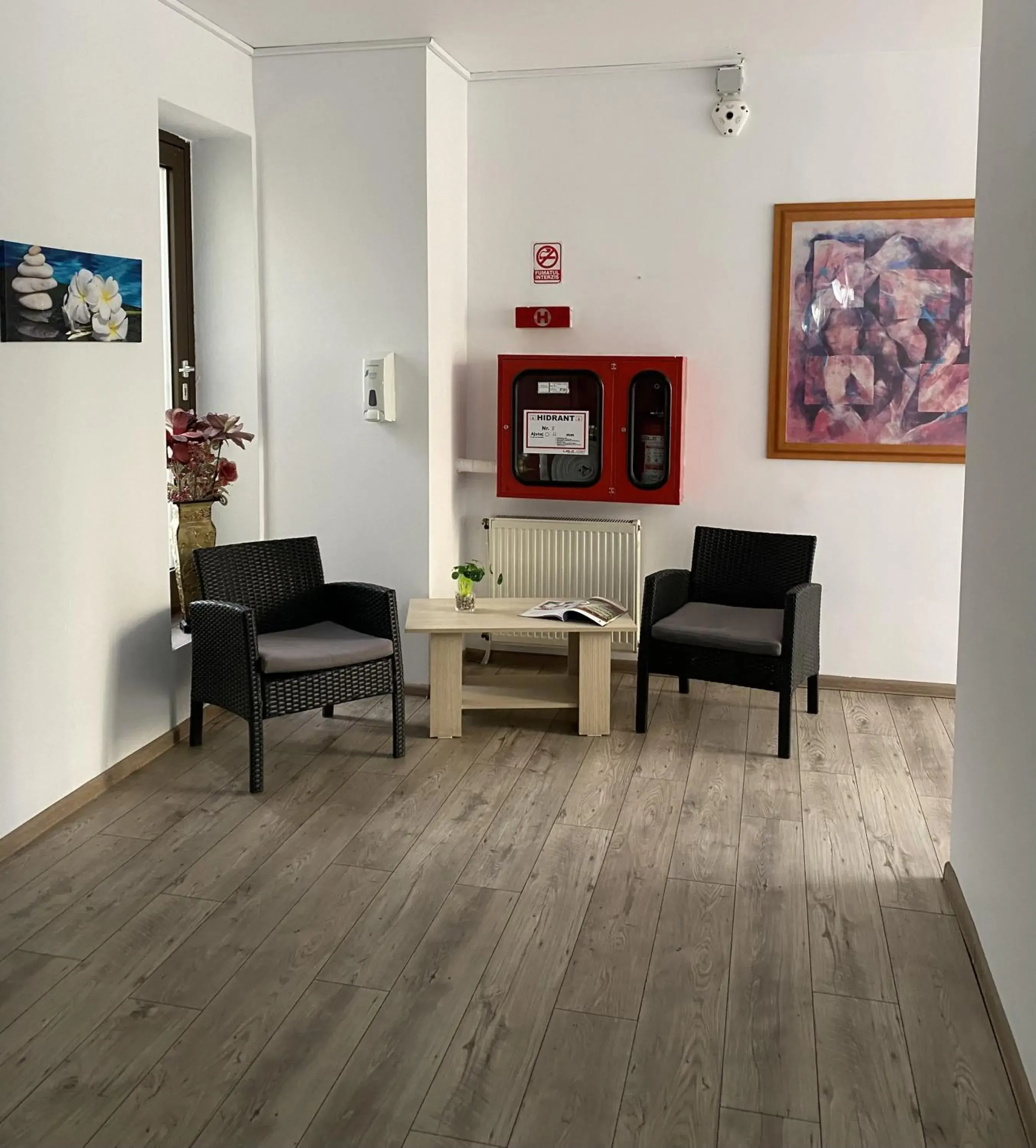 Lobby or reception, Seating Area in Hotel Sir Lujerului