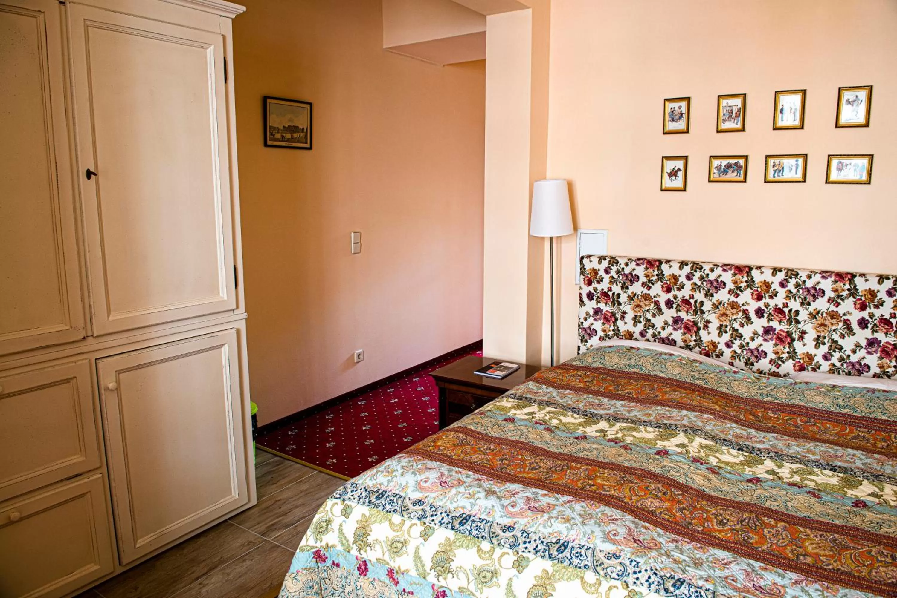 Bed in Altwienerhof Boutique Hotel