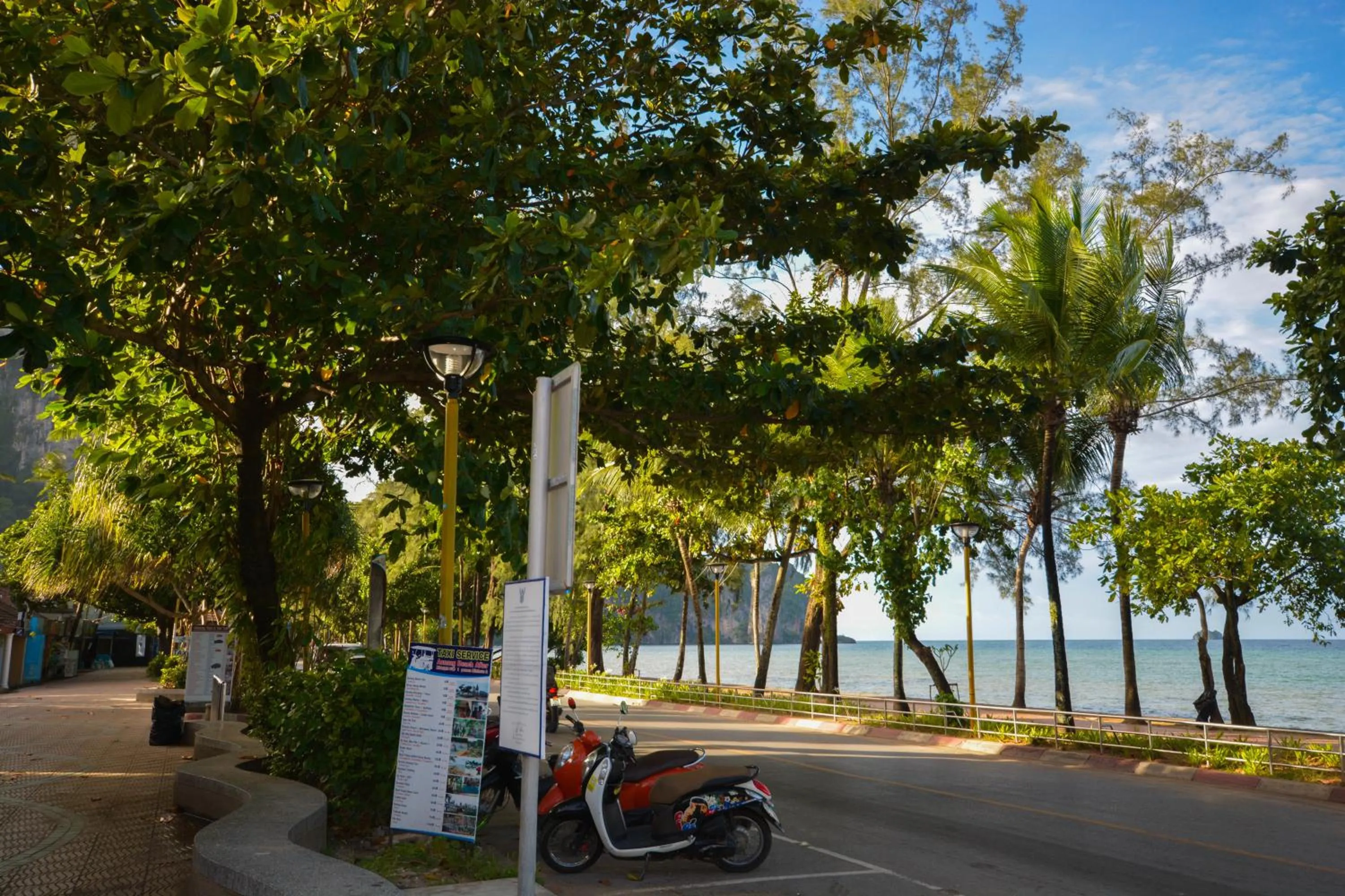 Beach in iRest Ao Nang Seafront