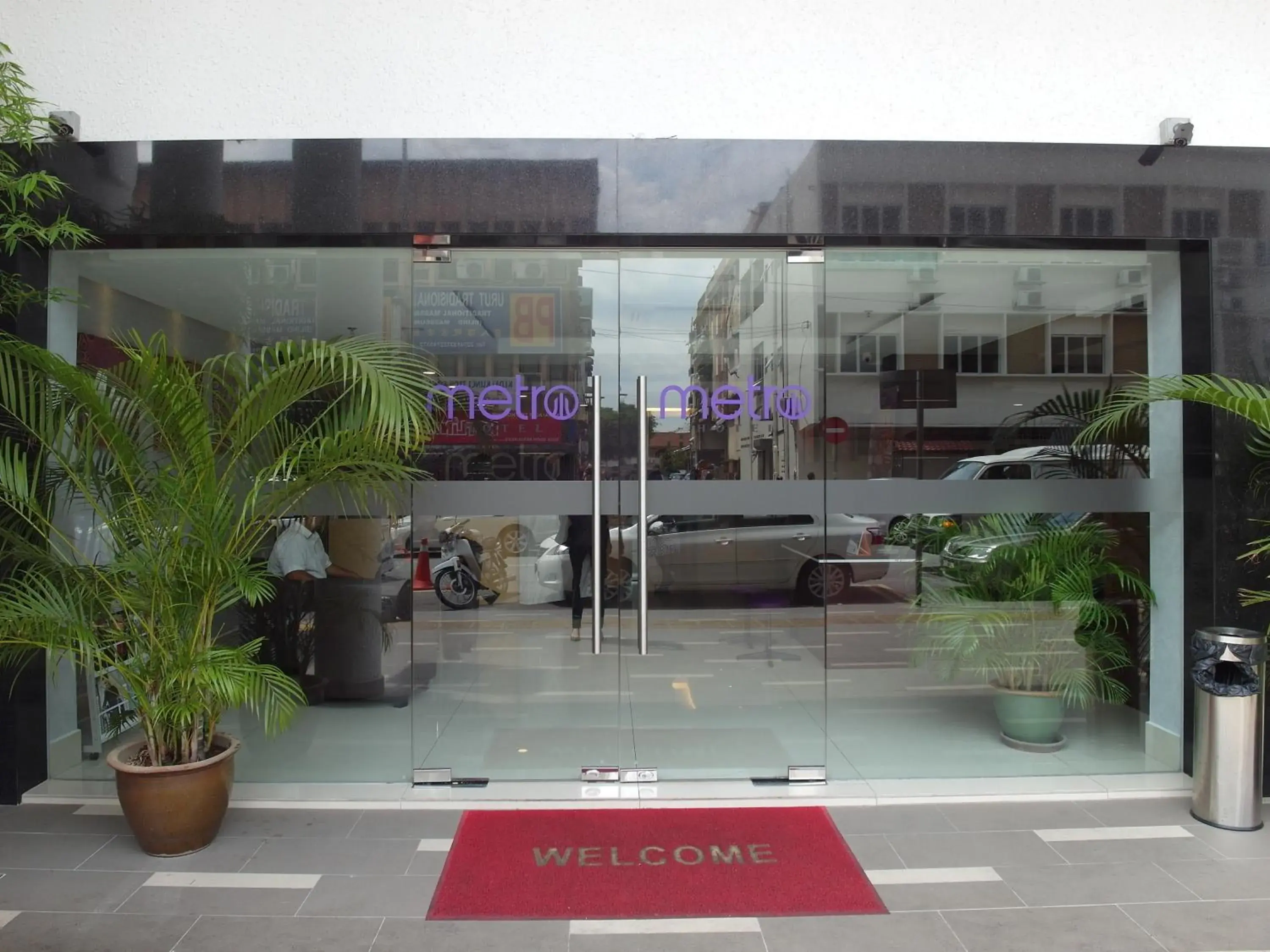 Facade/entrance, Property Building in Metro Hotel @ KL Sentral