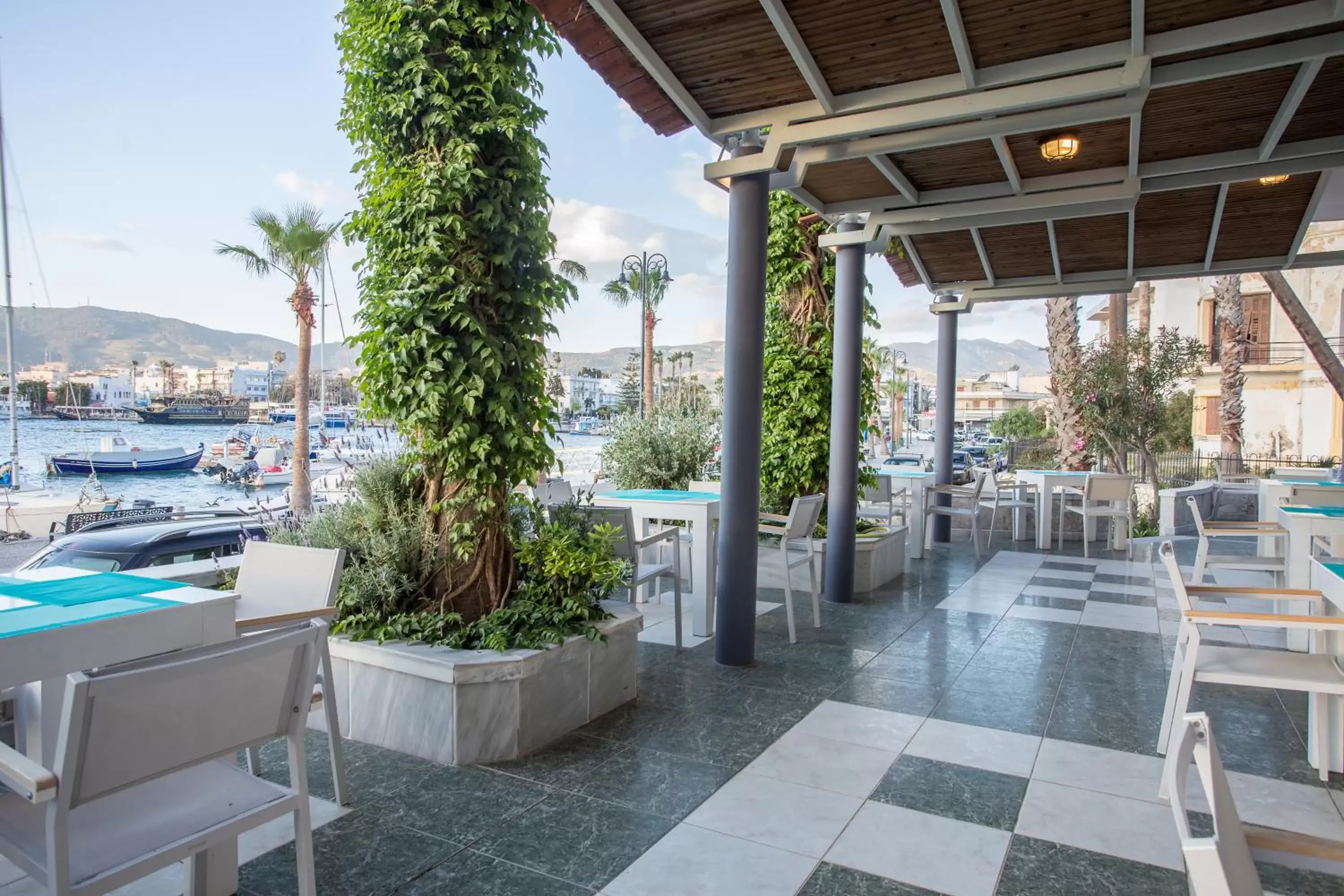 Restaurant/places to eat in Kosta Palace Restaurant/places to eat in Kosta Palace