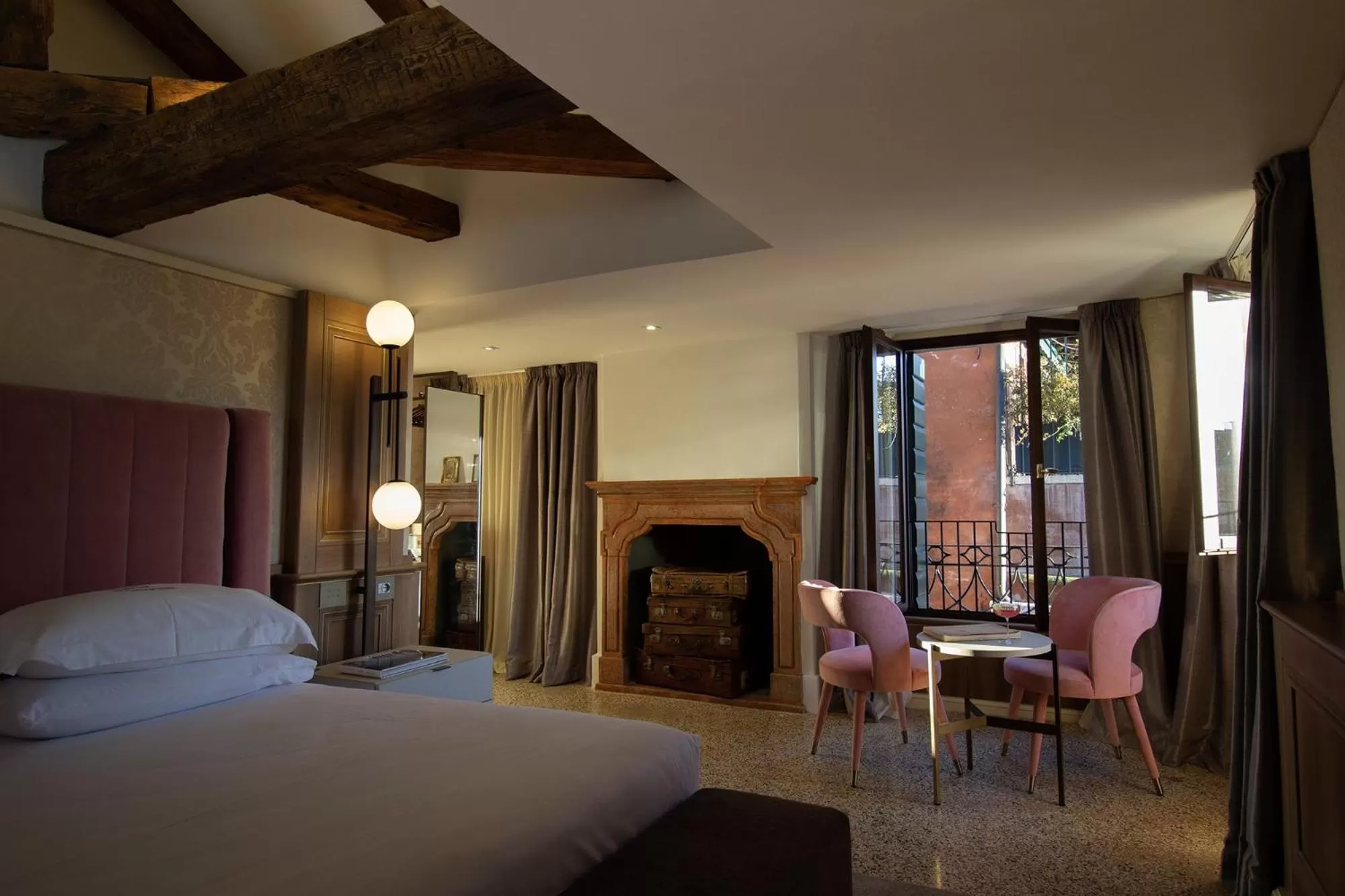 Bed in Eight Venezia