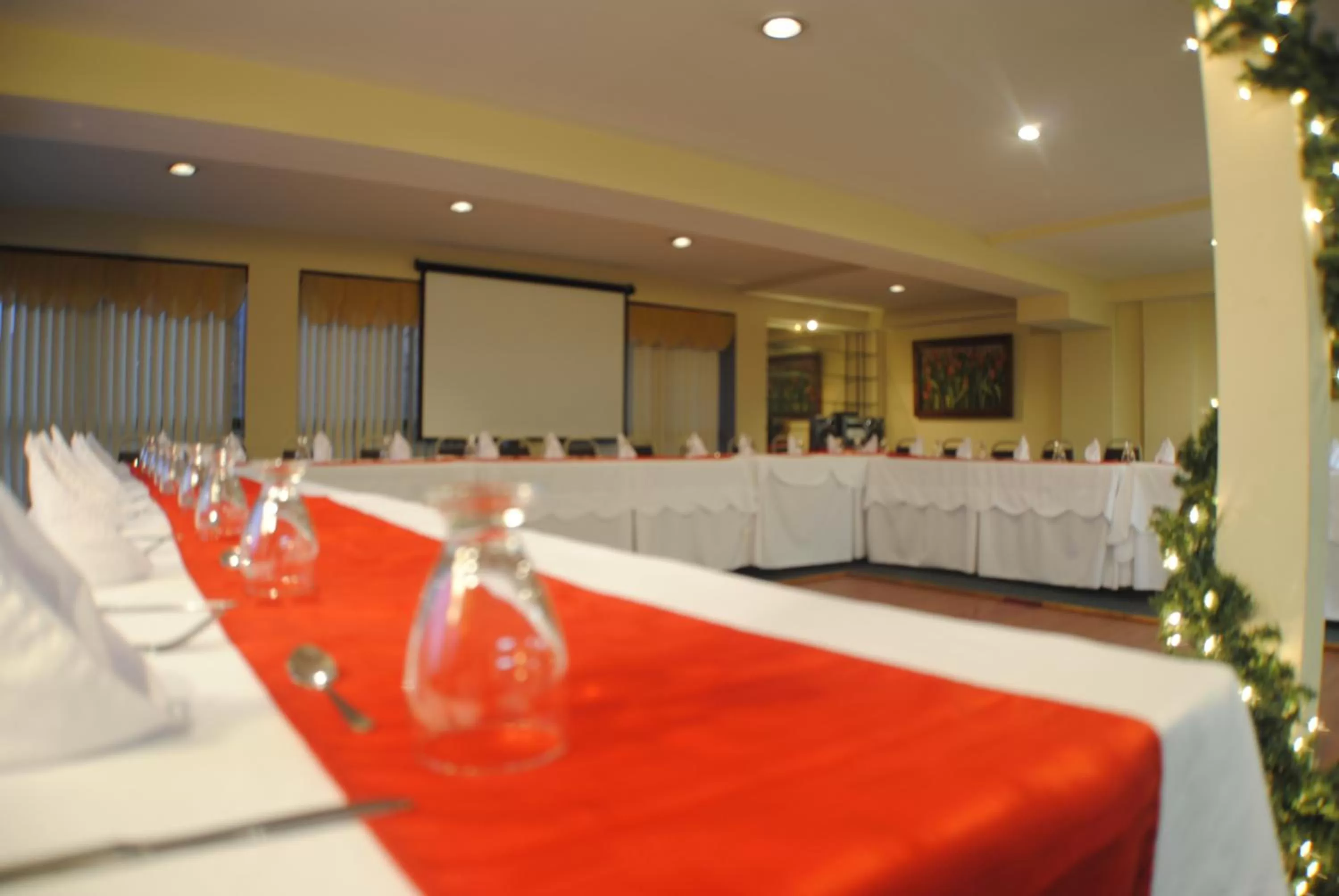 Lounge or bar in Apart Hotel La Cordillera