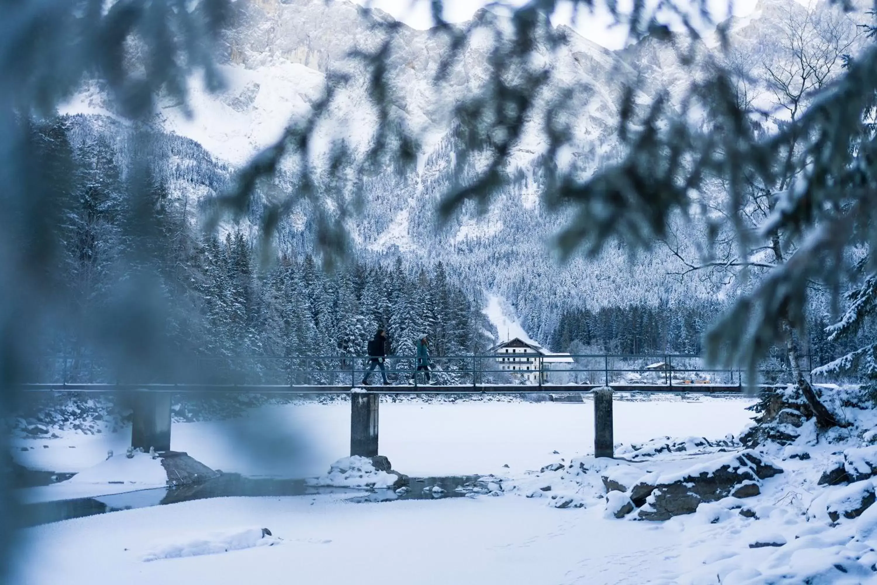 Winter in Eibsee Hotel