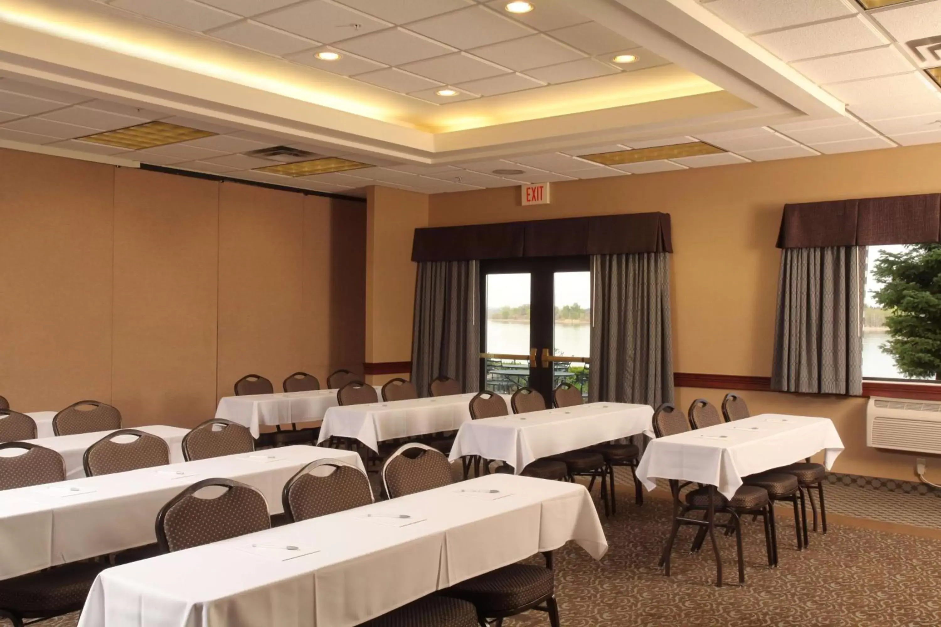 Meeting/conference room in Hampton Inn Richland-Tri Cities