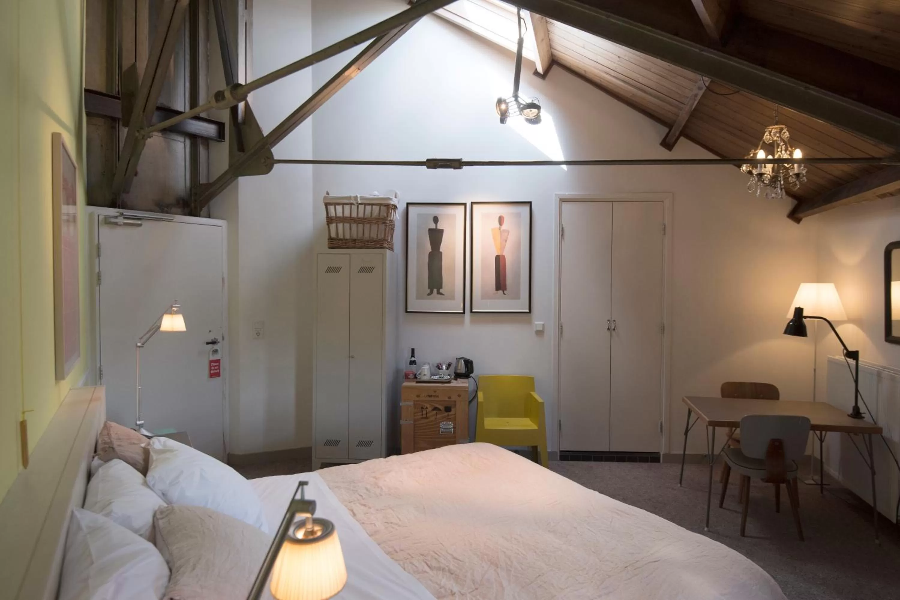 Bed in Villa Augustus