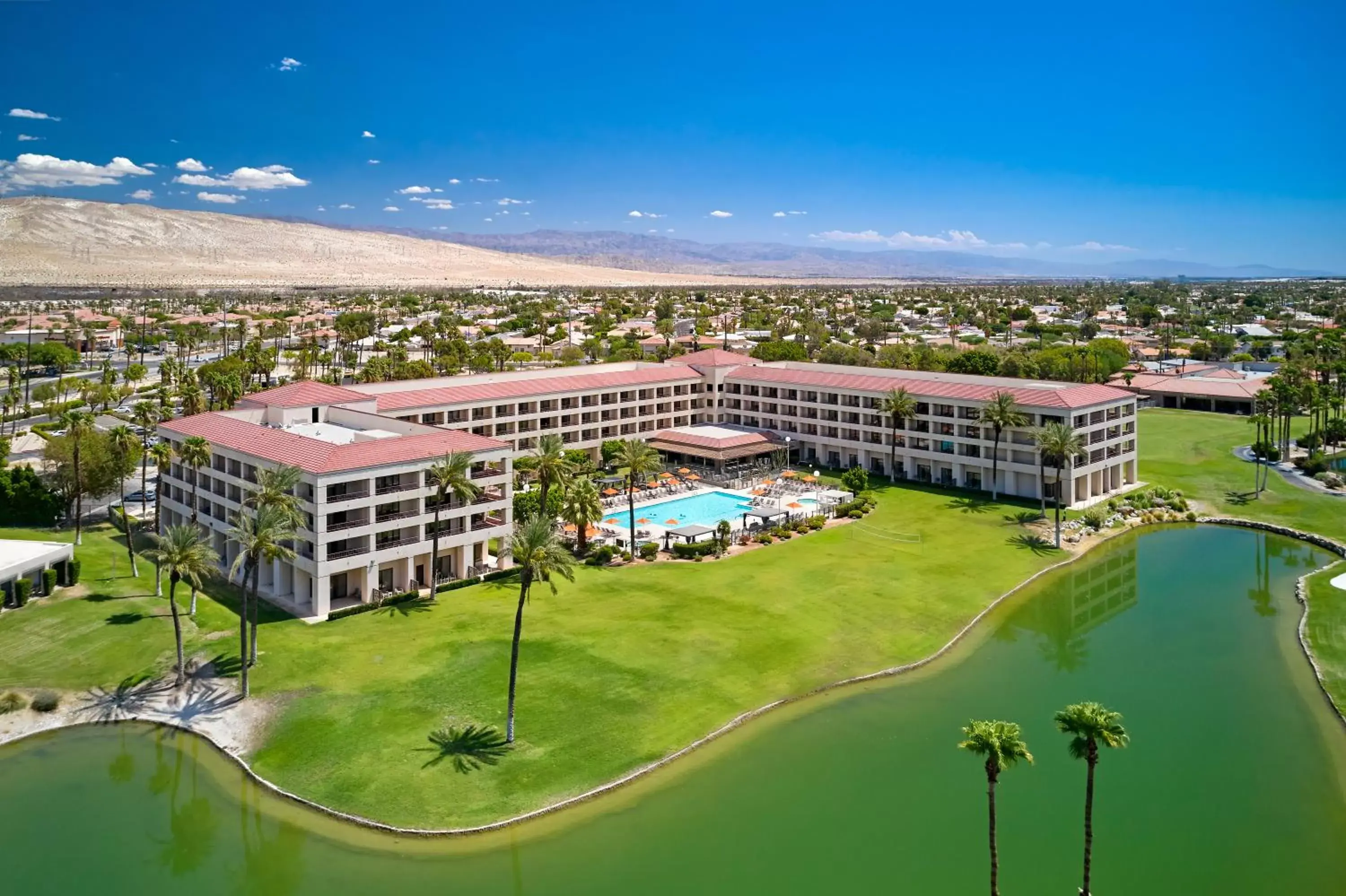 Property building, Bird's-eye View in DoubleTree by Hilton Golf Resort Palm Springs