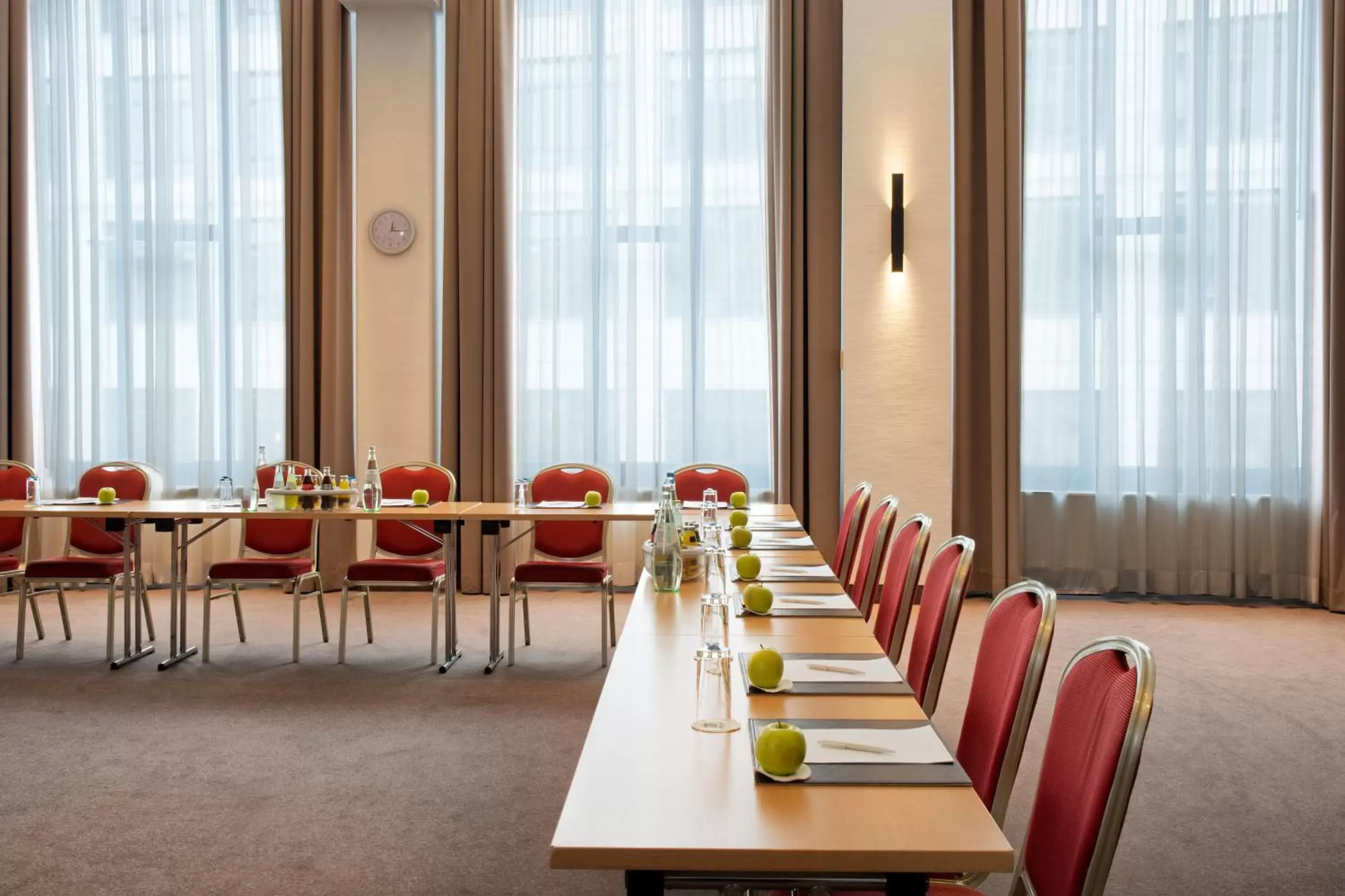 Meeting/conference room in Holiday Inn Stuttgart, an IHG Hotel