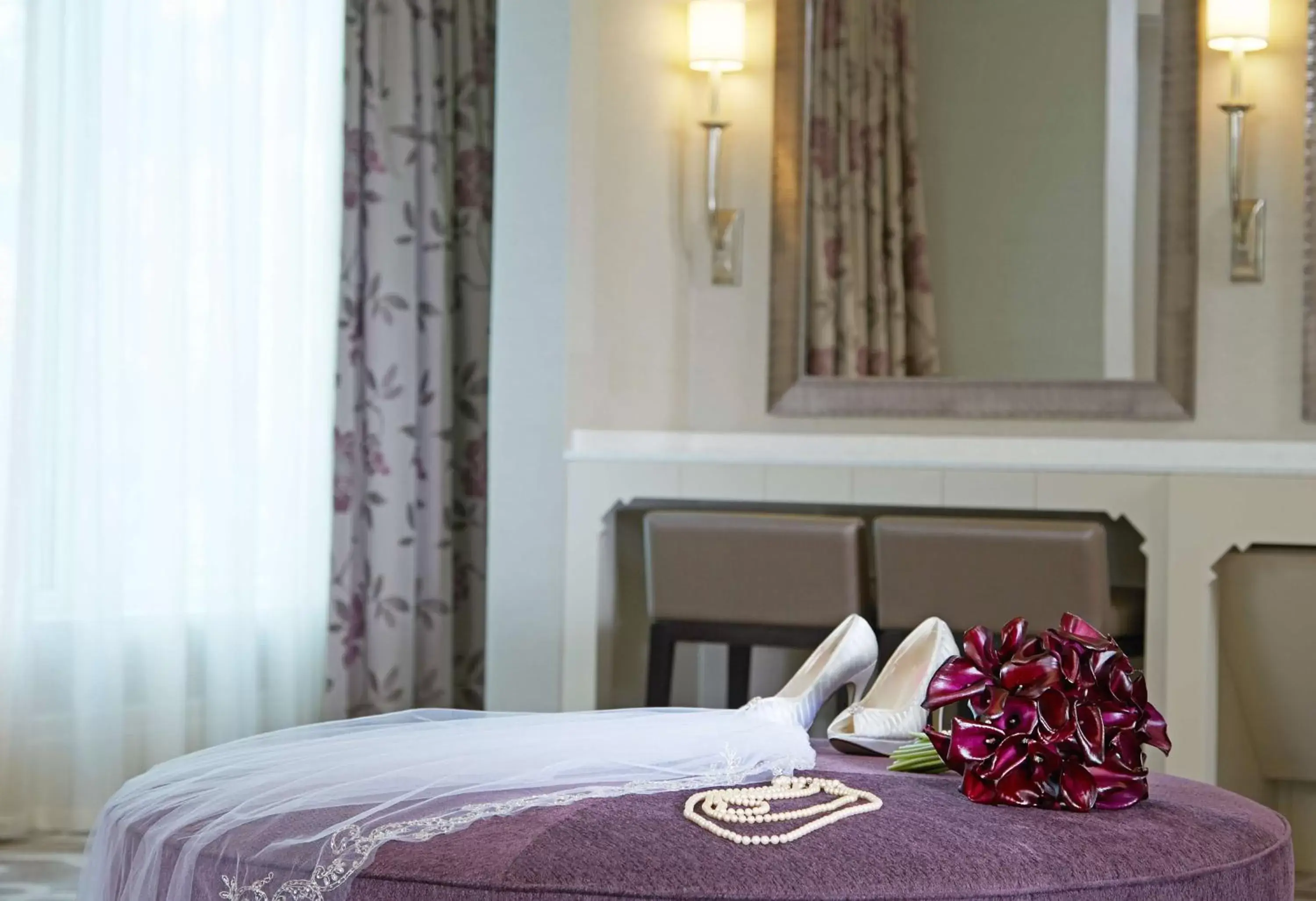 Photo of the whole room, Bed in Hyatt Regency Atlanta Perimeter at Villa Christina Photo of the whole room, Bed in Hyatt Regency Atlanta Perimeter at Villa Christina