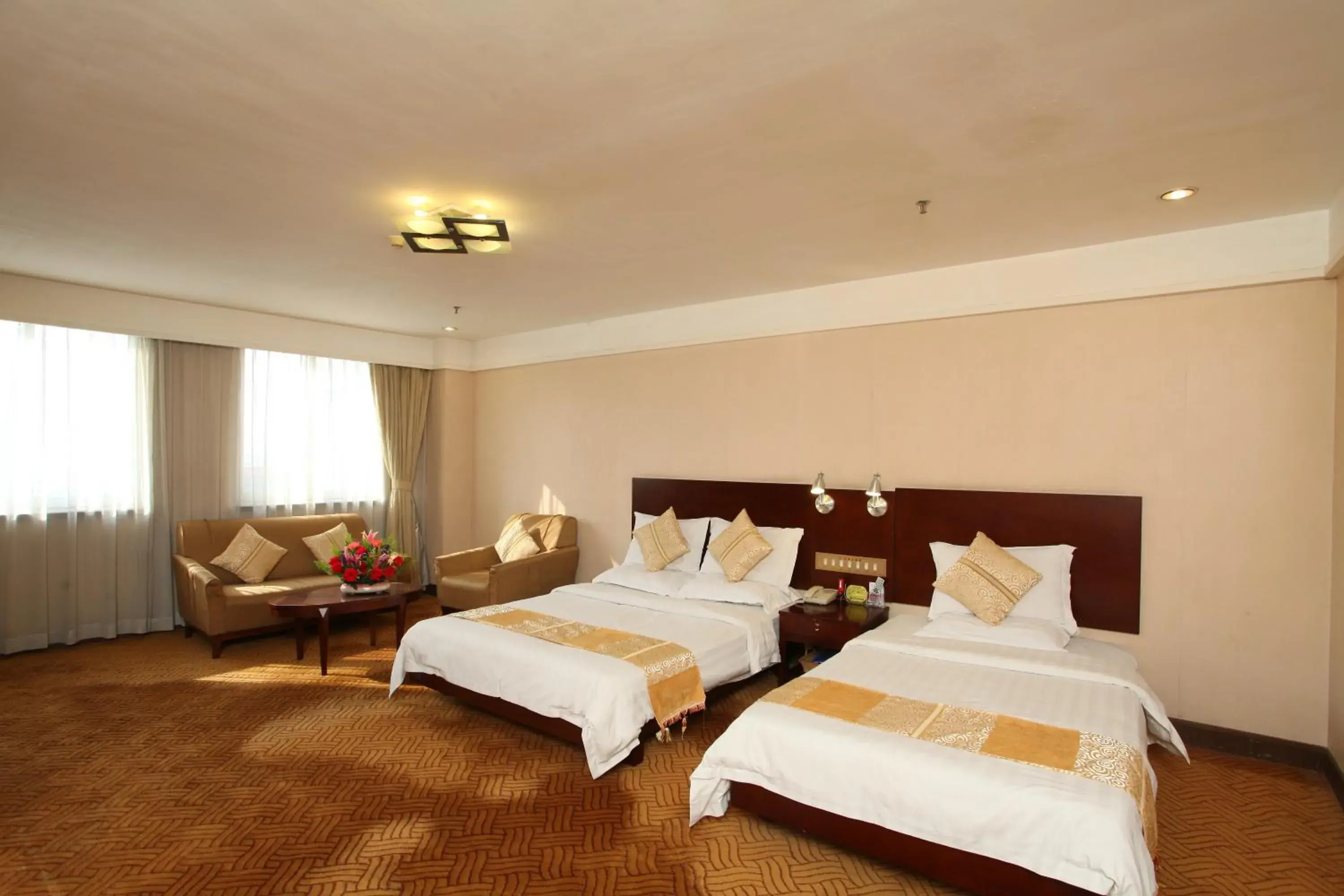 Bed in Xinhua Hotel