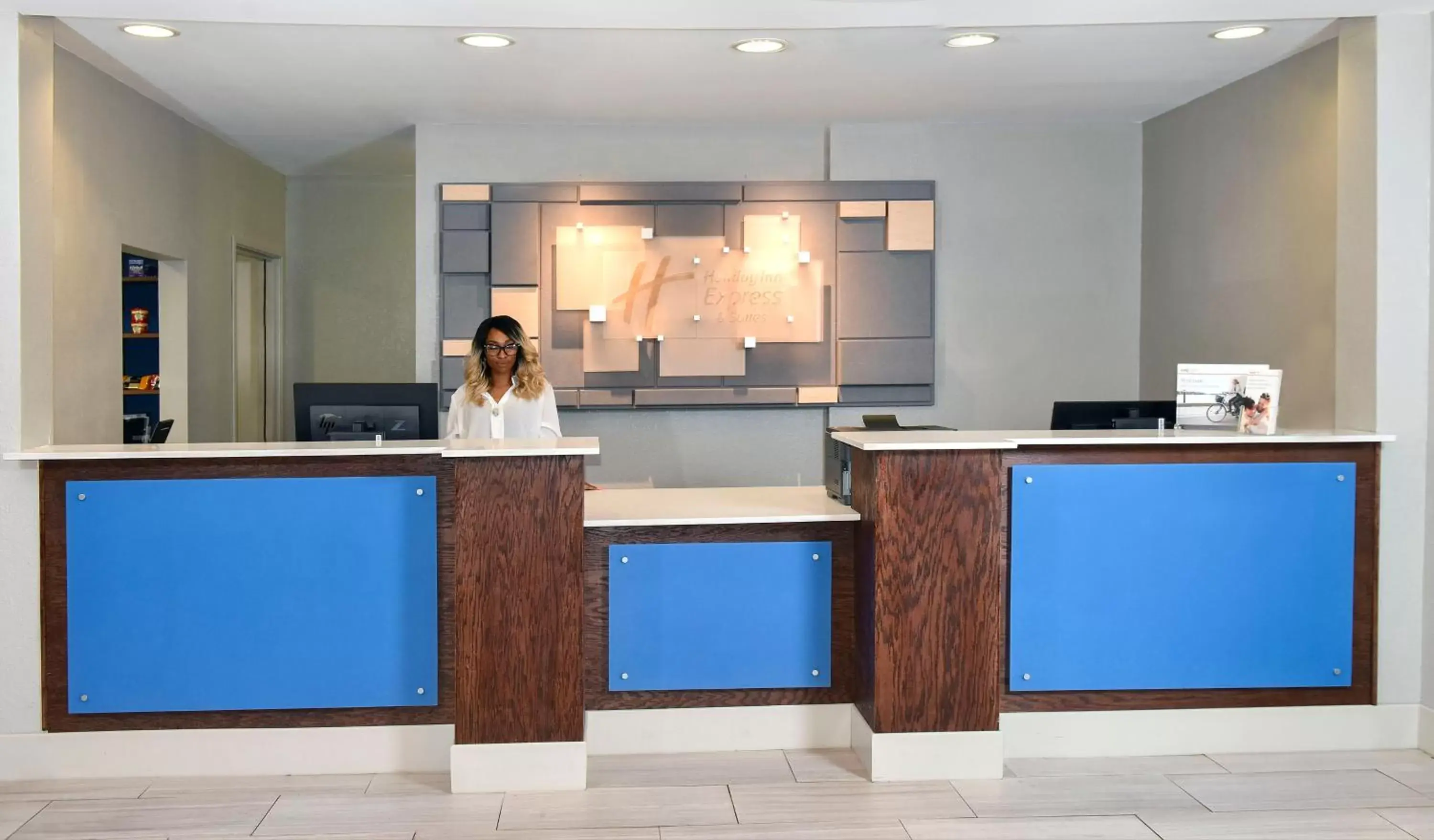 Property building in Holiday Inn Express Hotel & Suites Selma, an IHG Hotel