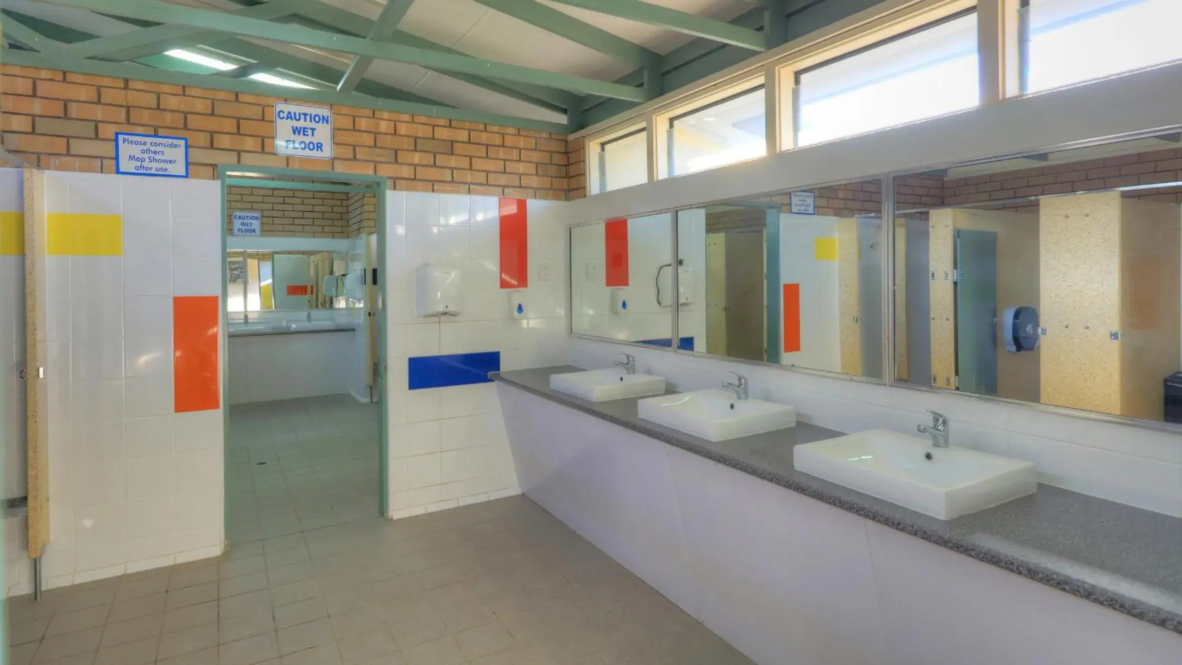 Bathroom in Eden Gateway Holiday Park