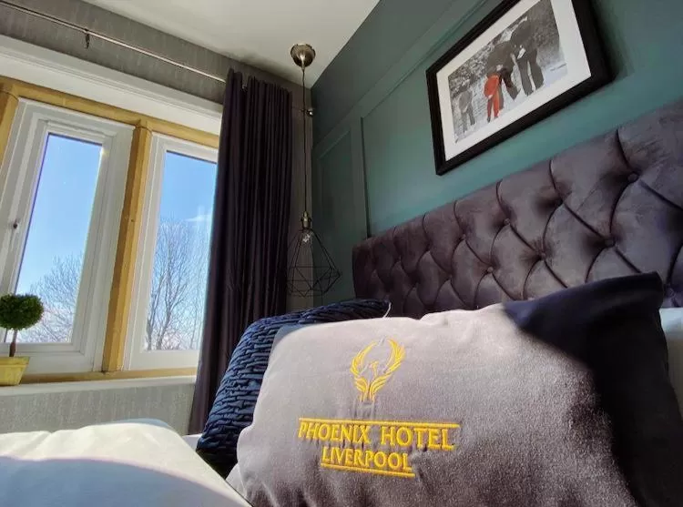 Bed in Phoenix Hotel Liverpool