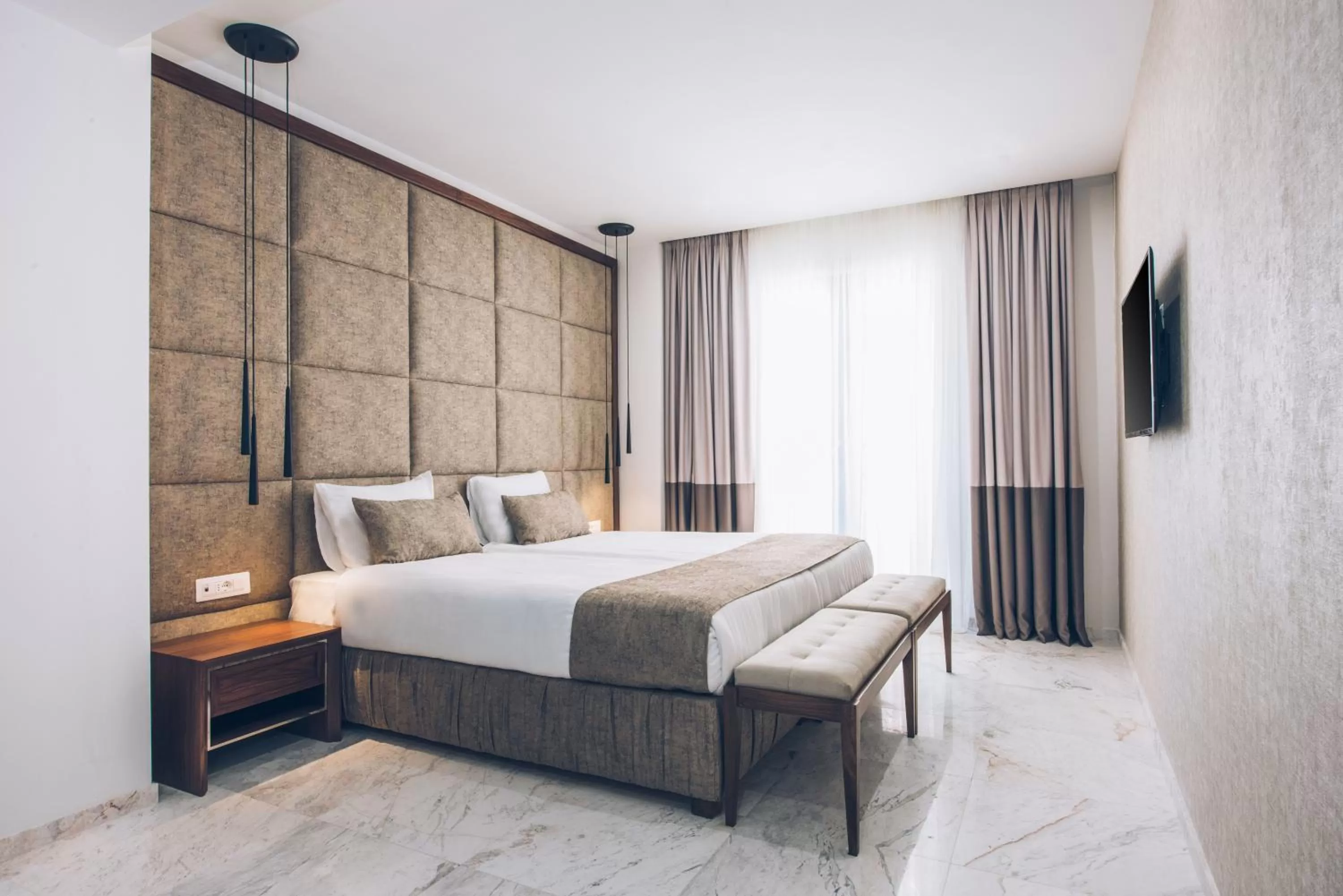 Bed in Iberostar Waves Slavija