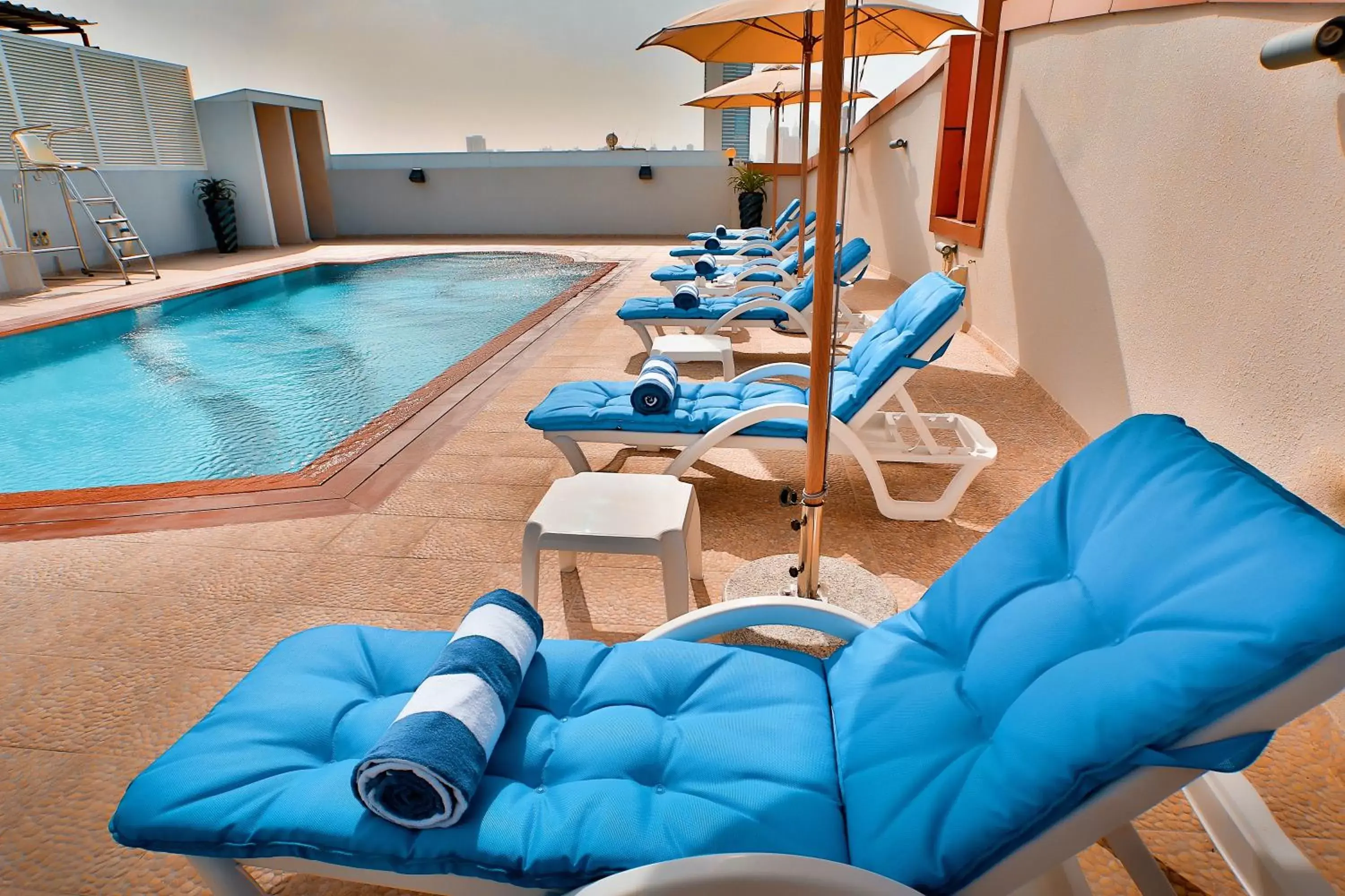 Swimming Pool in Signature Hotel Al Barsha