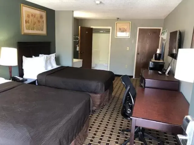 Photo of the whole room in Americas Best Value Inn Athens, GA