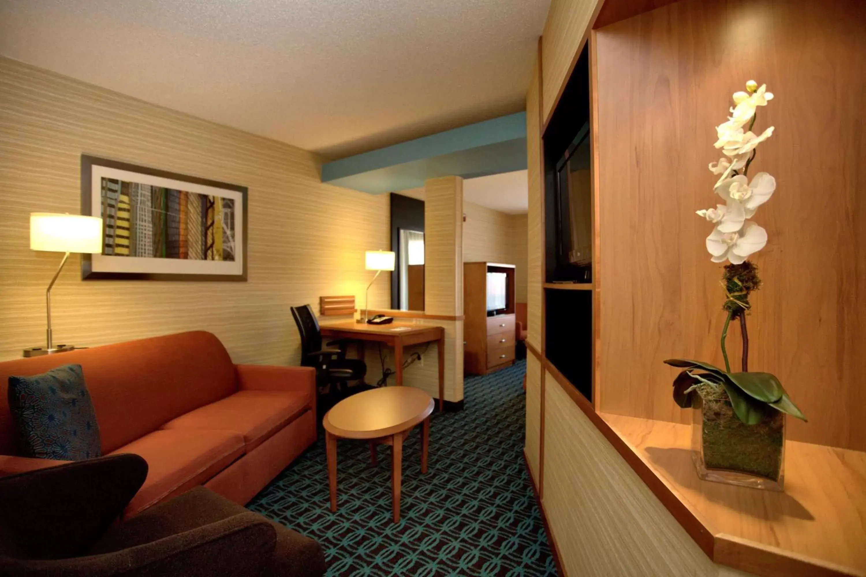Living room, Seating Area in Fairfield Inn & Suites by Marriott Edison - South Plainfield