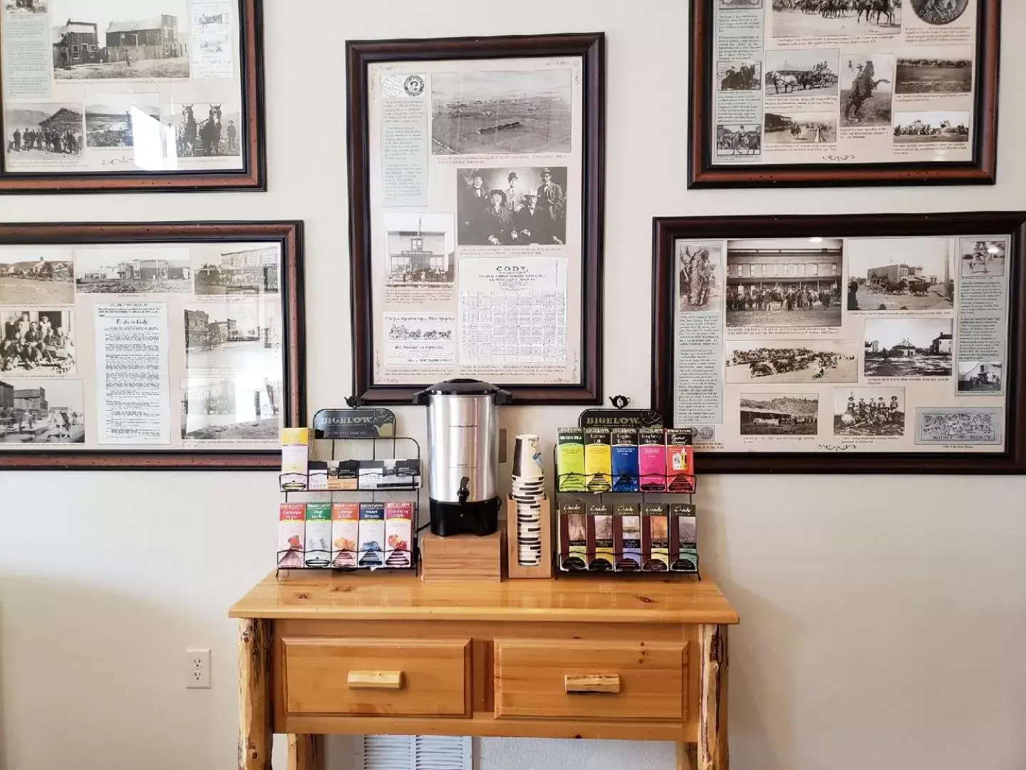 Coffee/tea facilities in Cody Legacy Inn & Suites