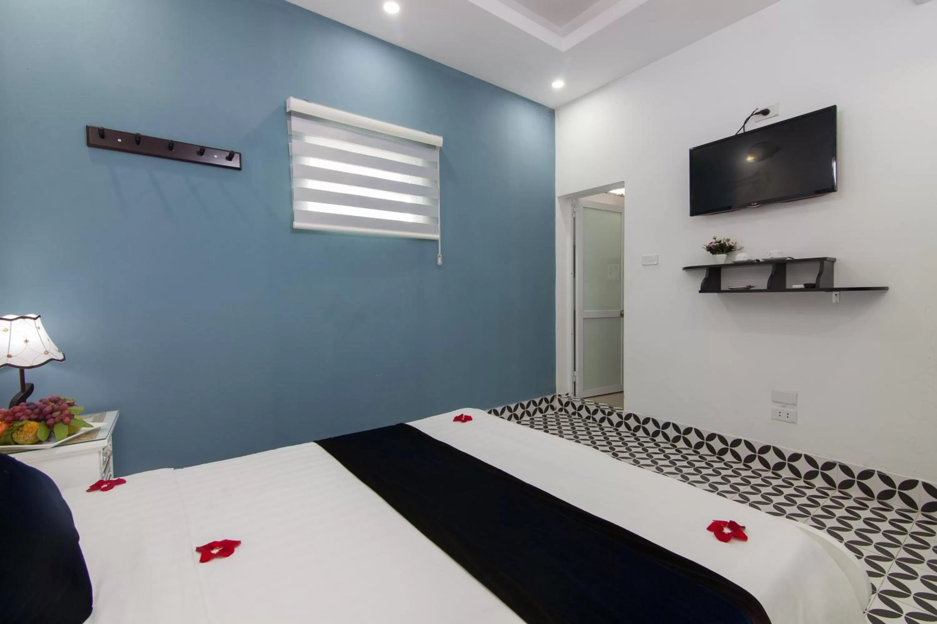 Property building, Bed in Hanoi Boutique House