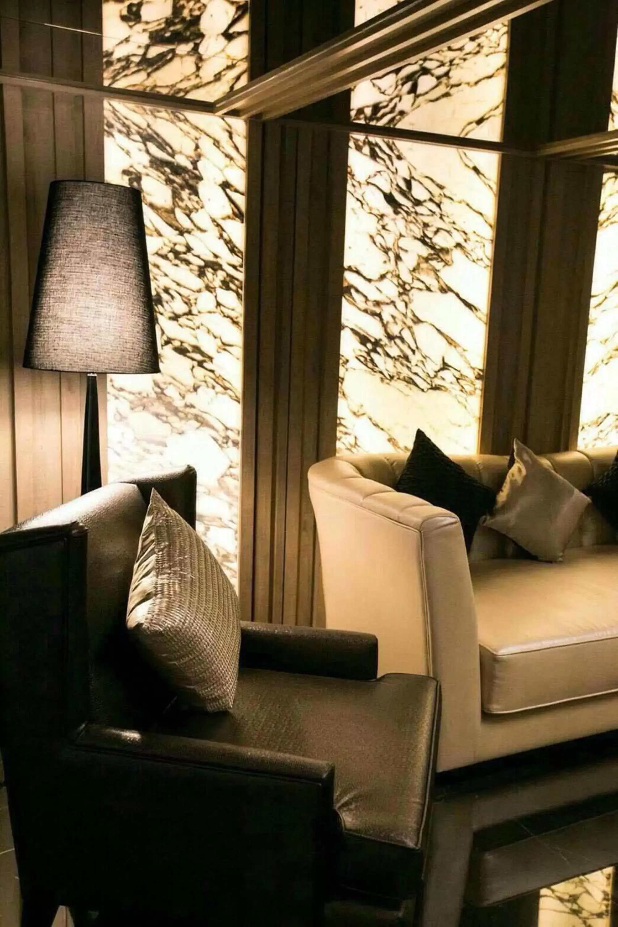 Decorative detail, Lounge/Bar in Arte Hotel - SHA Extra Plus