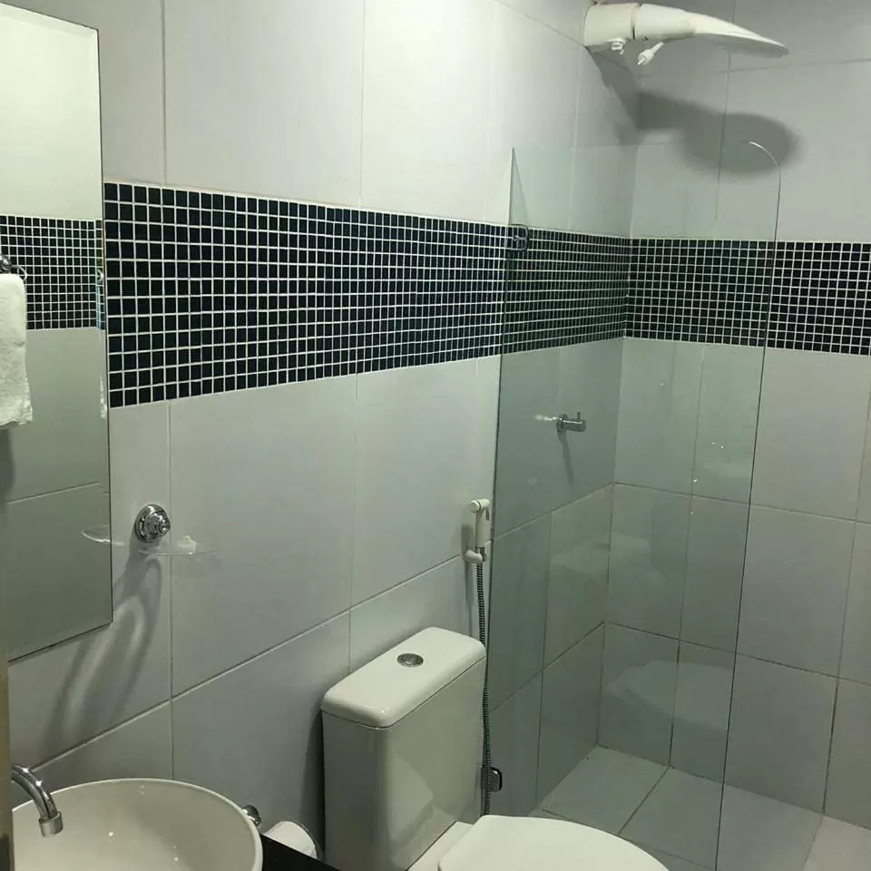 Bathroom in Hotel Executivo Boulevard