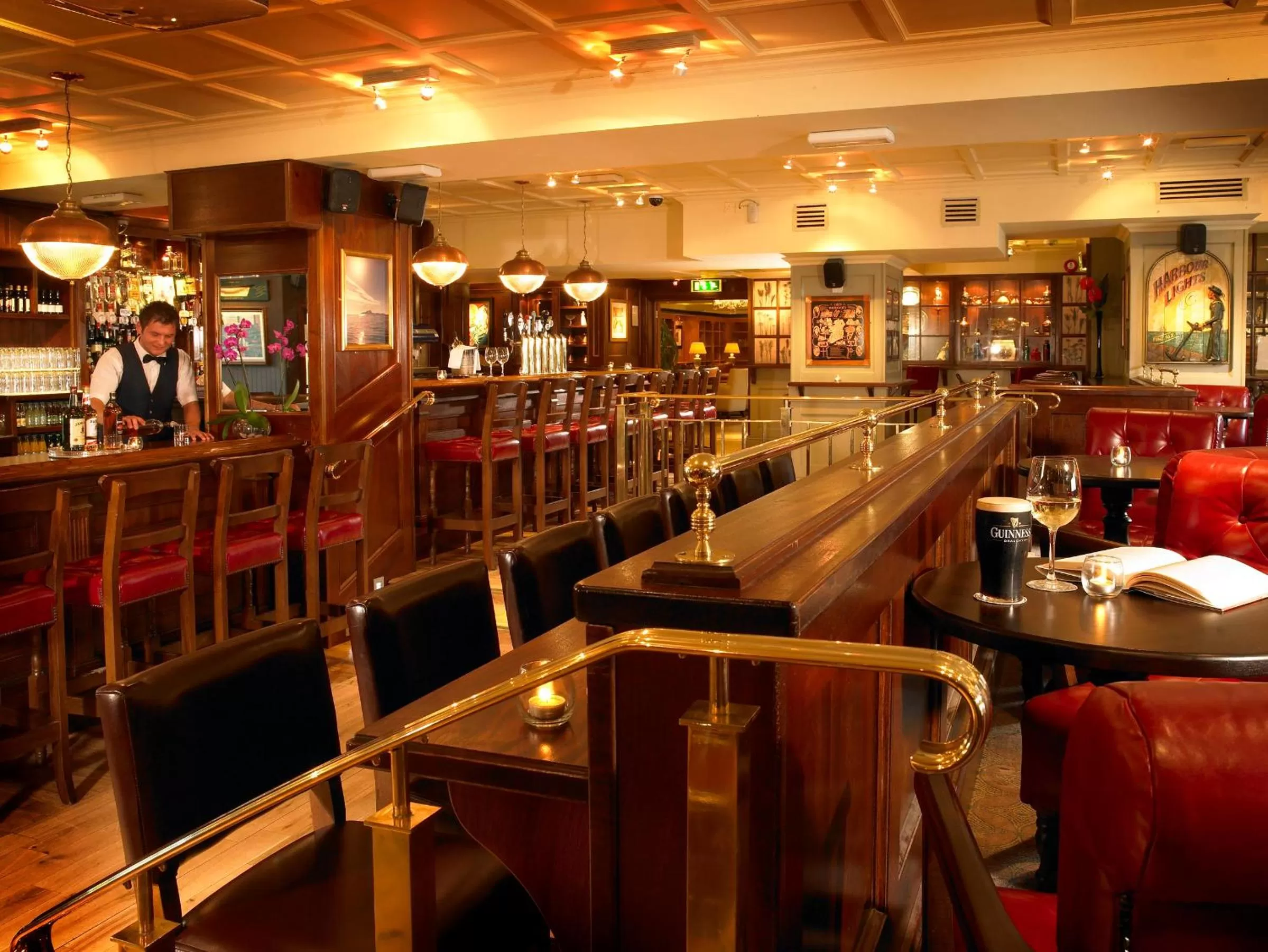 Restaurant/places to eat in Castlecourt Hotel, Spa & Leisure