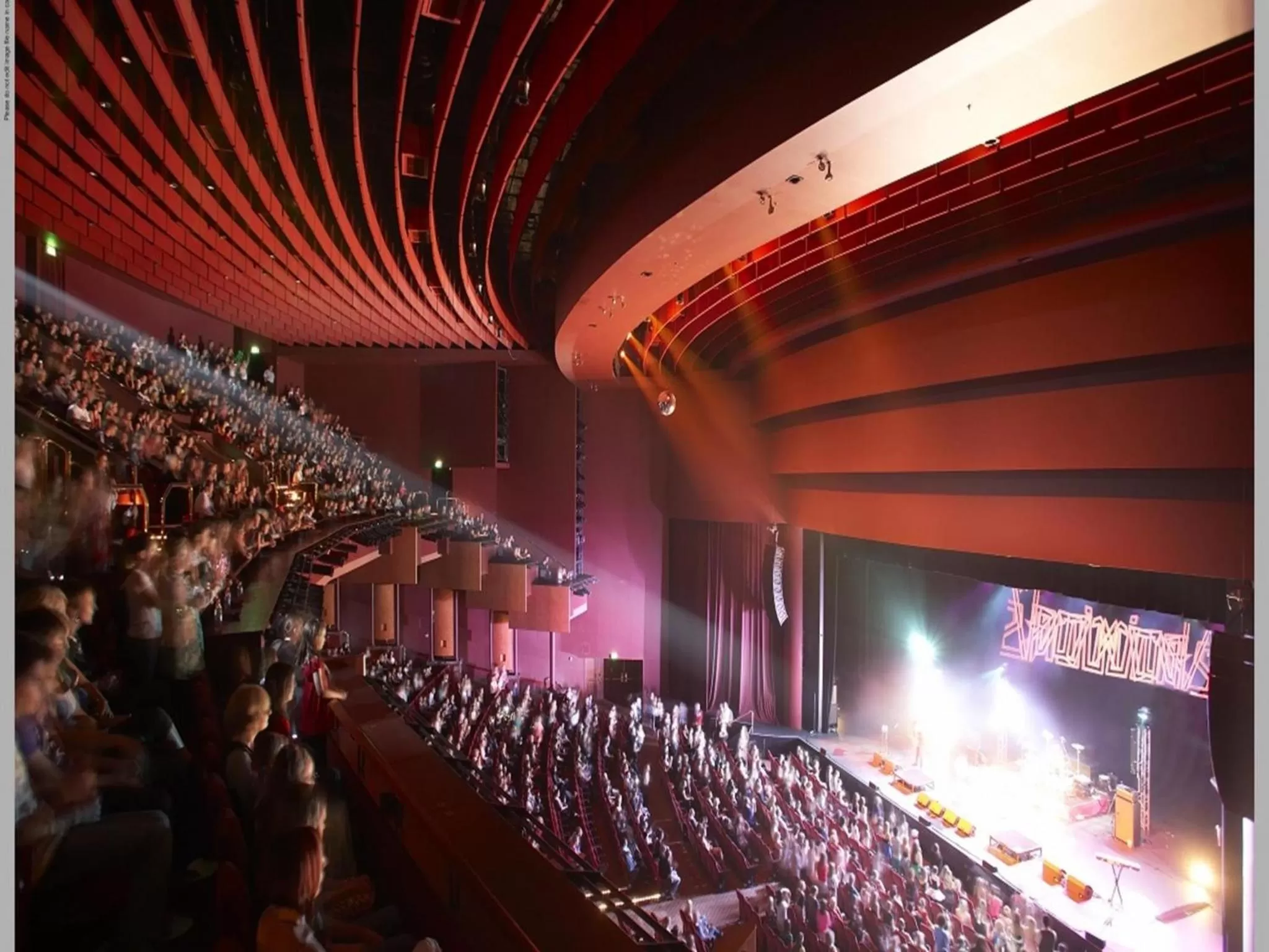 Area and facilities in Crown Promenade Perth