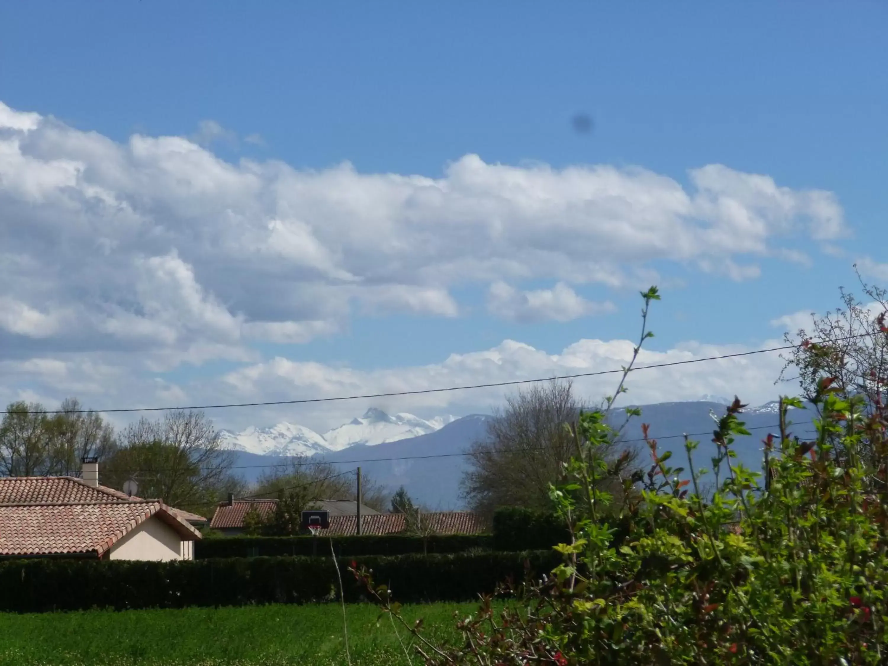 Mountain view in Les Glycines