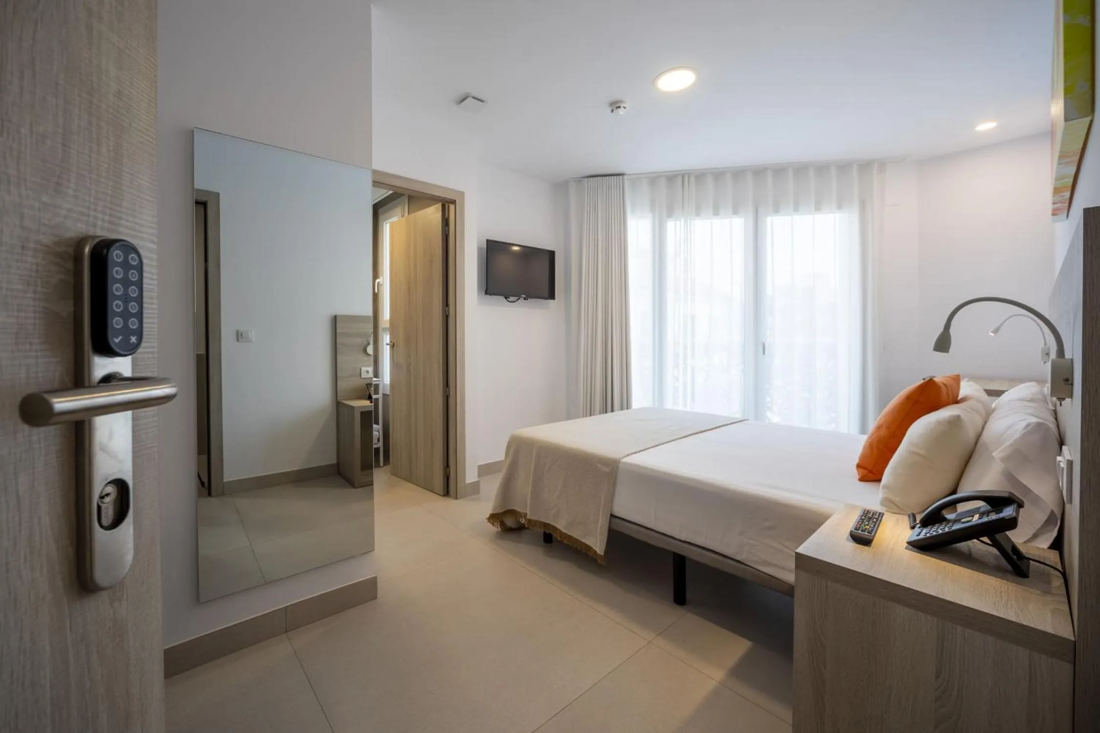 Bed in Hotel Sunna Benicassim