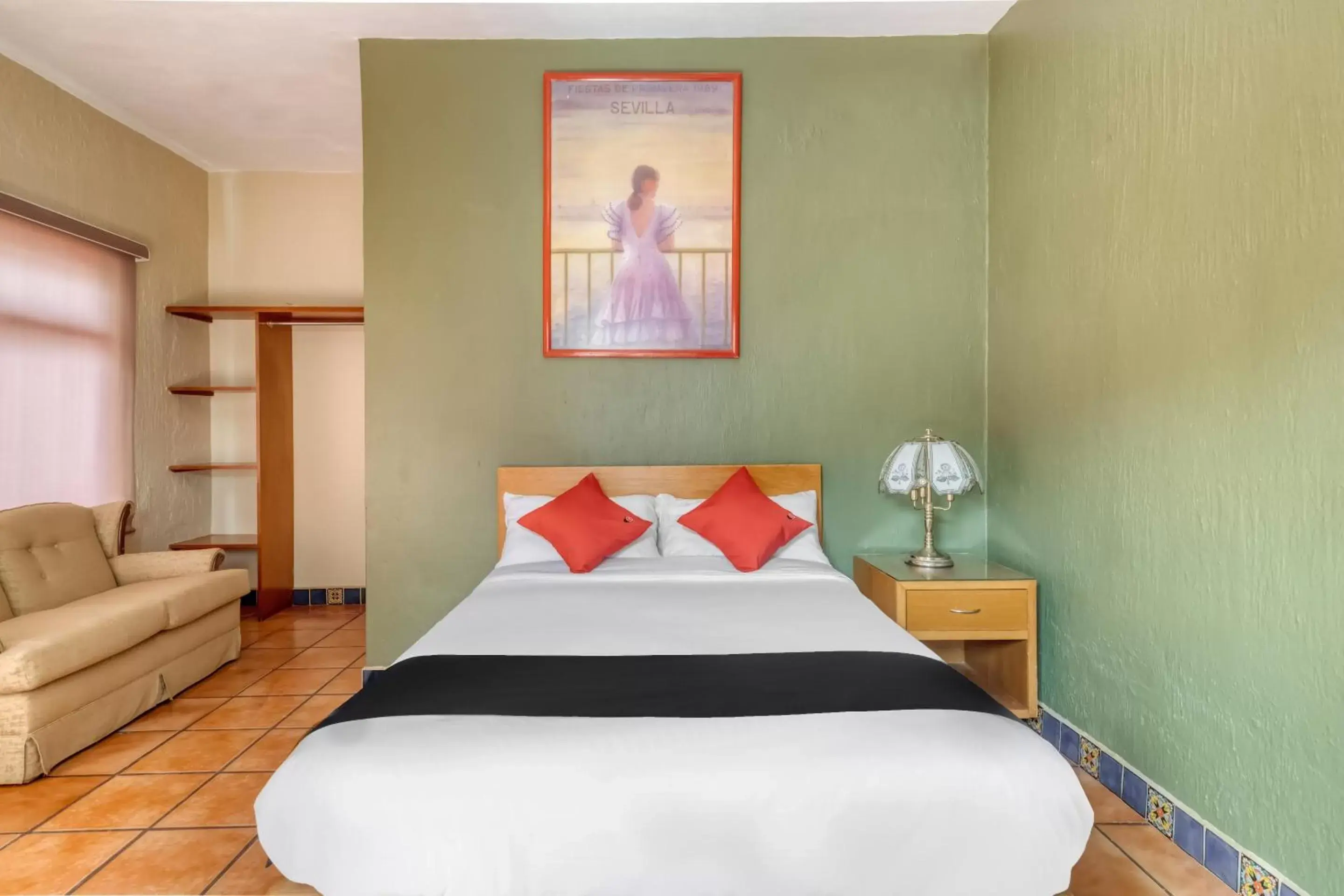 Bedroom, Bed in Hotel Arana