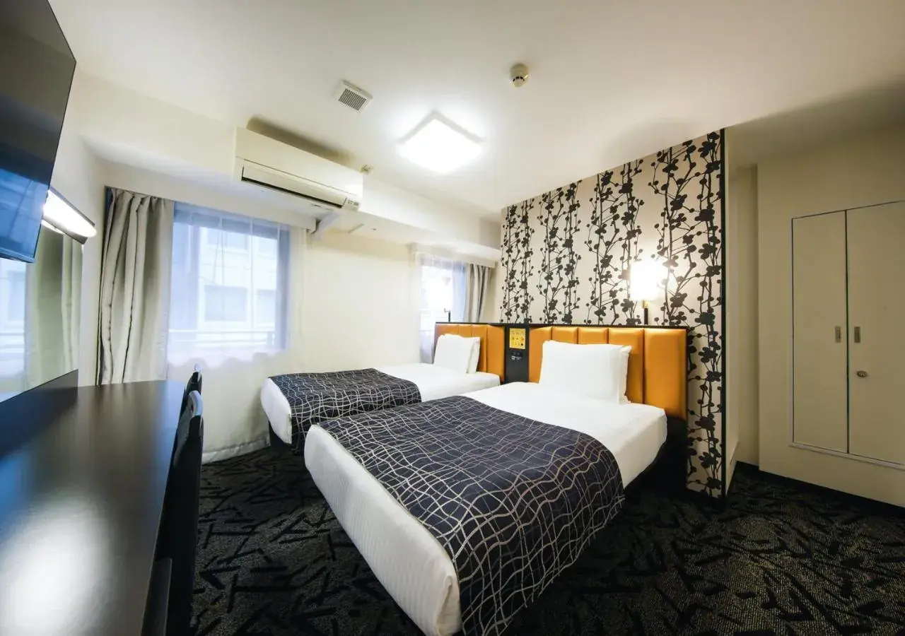 Photo of the whole room, Bed in Apa Hotel Osaka-Tanimachi