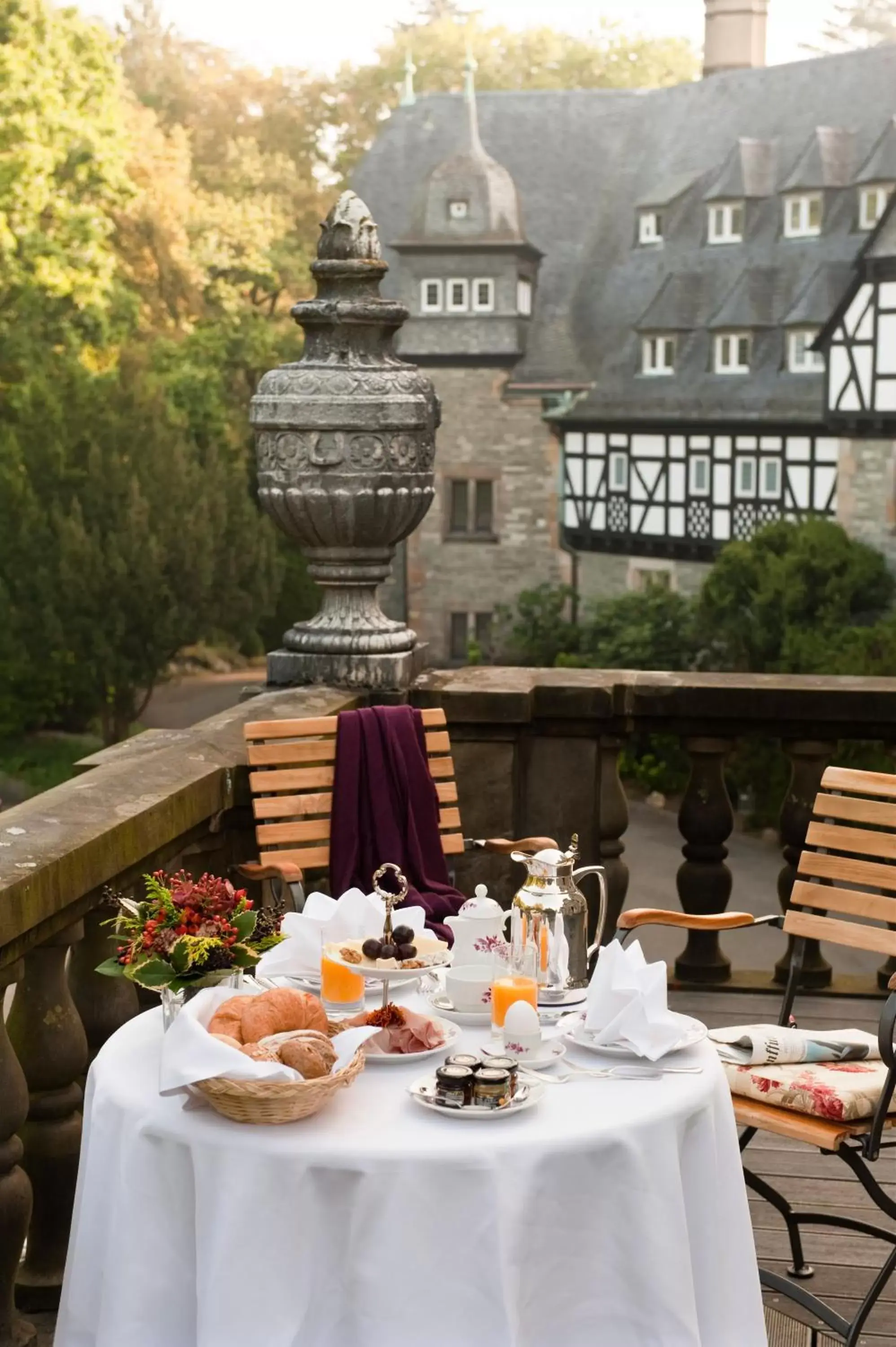 Balcony/Terrace, Restaurant/Places to Eat in Schlosshotel Kronberg - Hotel Frankfurt