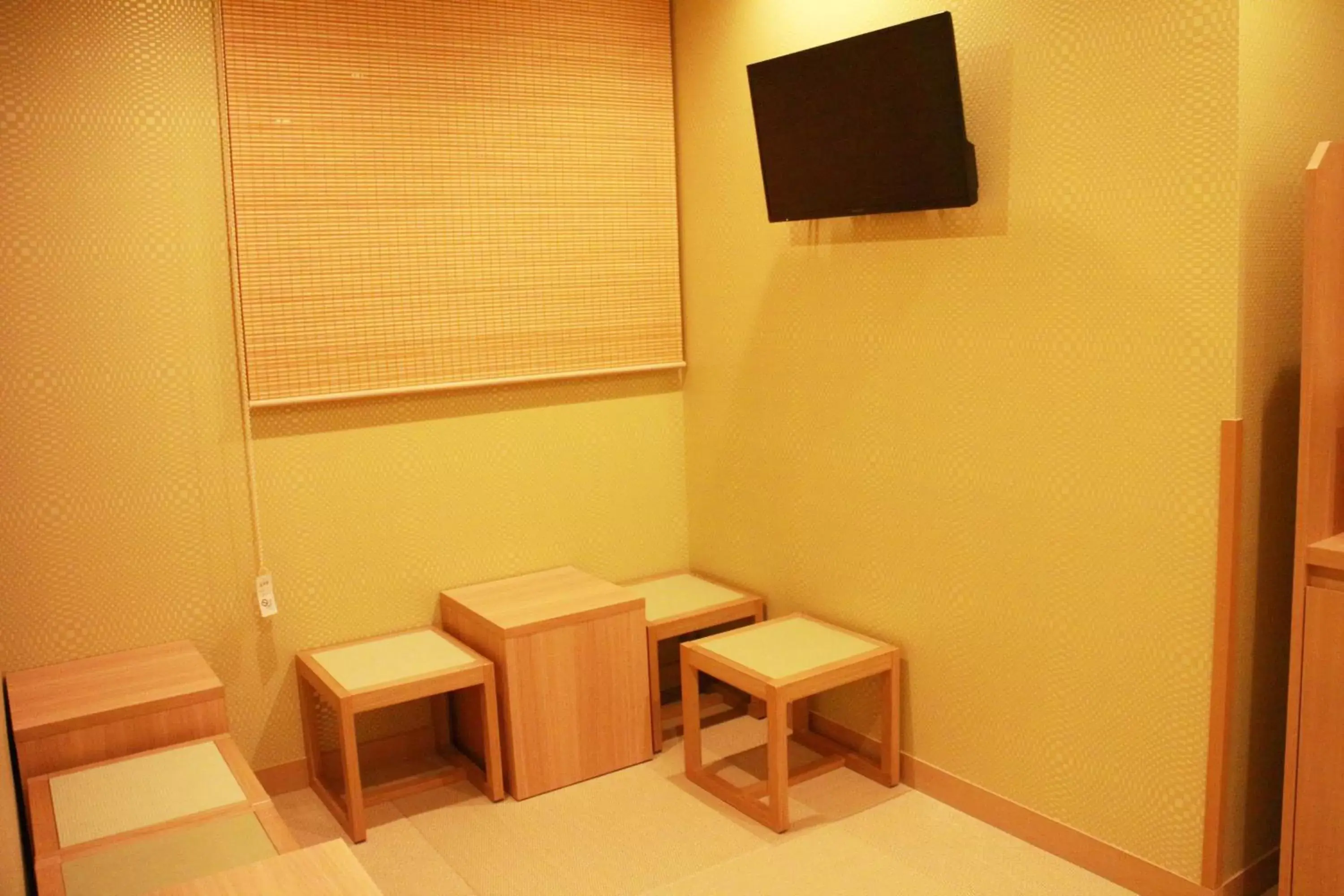 TV and multimedia, Seating Area in Onyado Nono Namba Natural Hot Spring