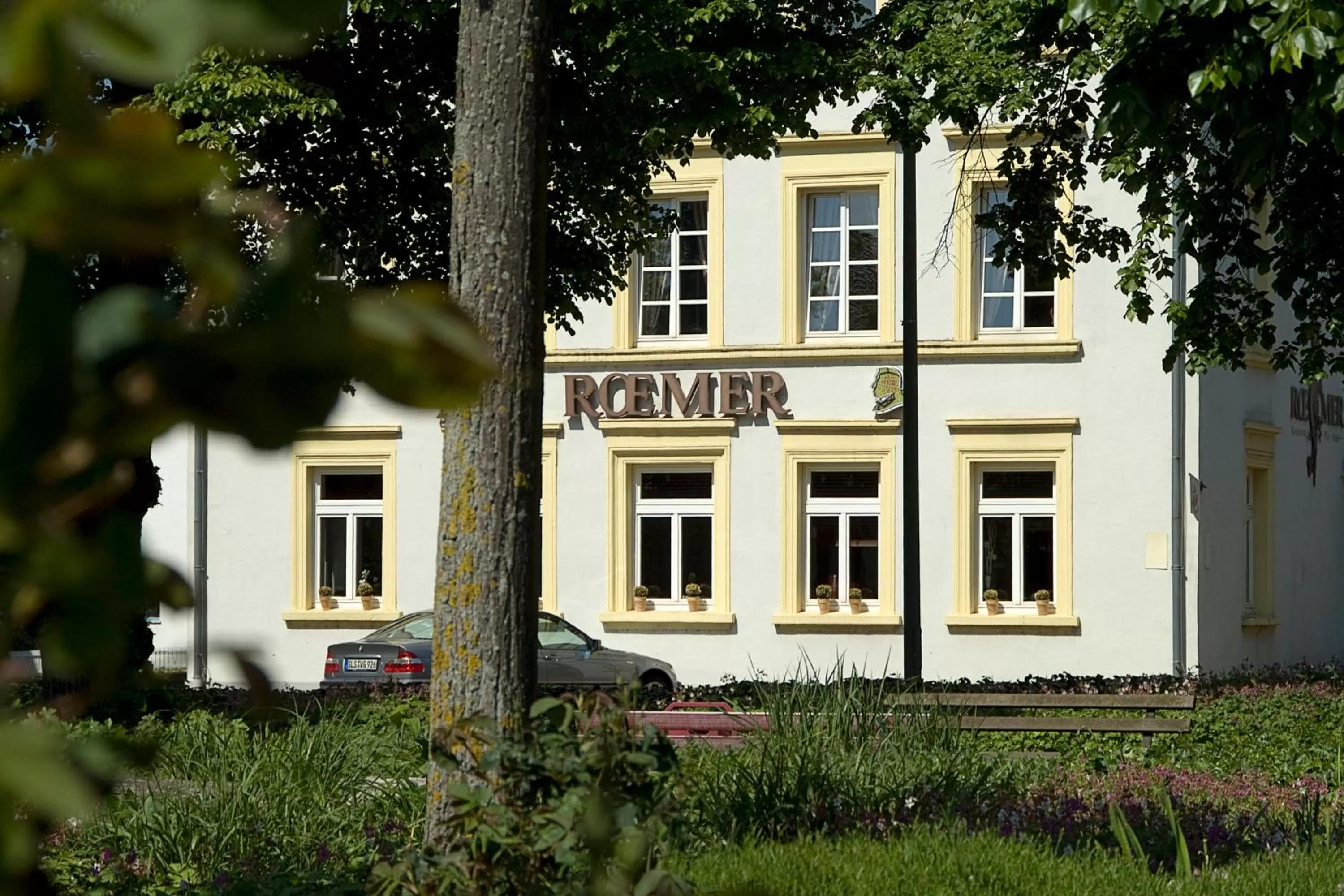 Property building in Hotel Restaurant Roemer