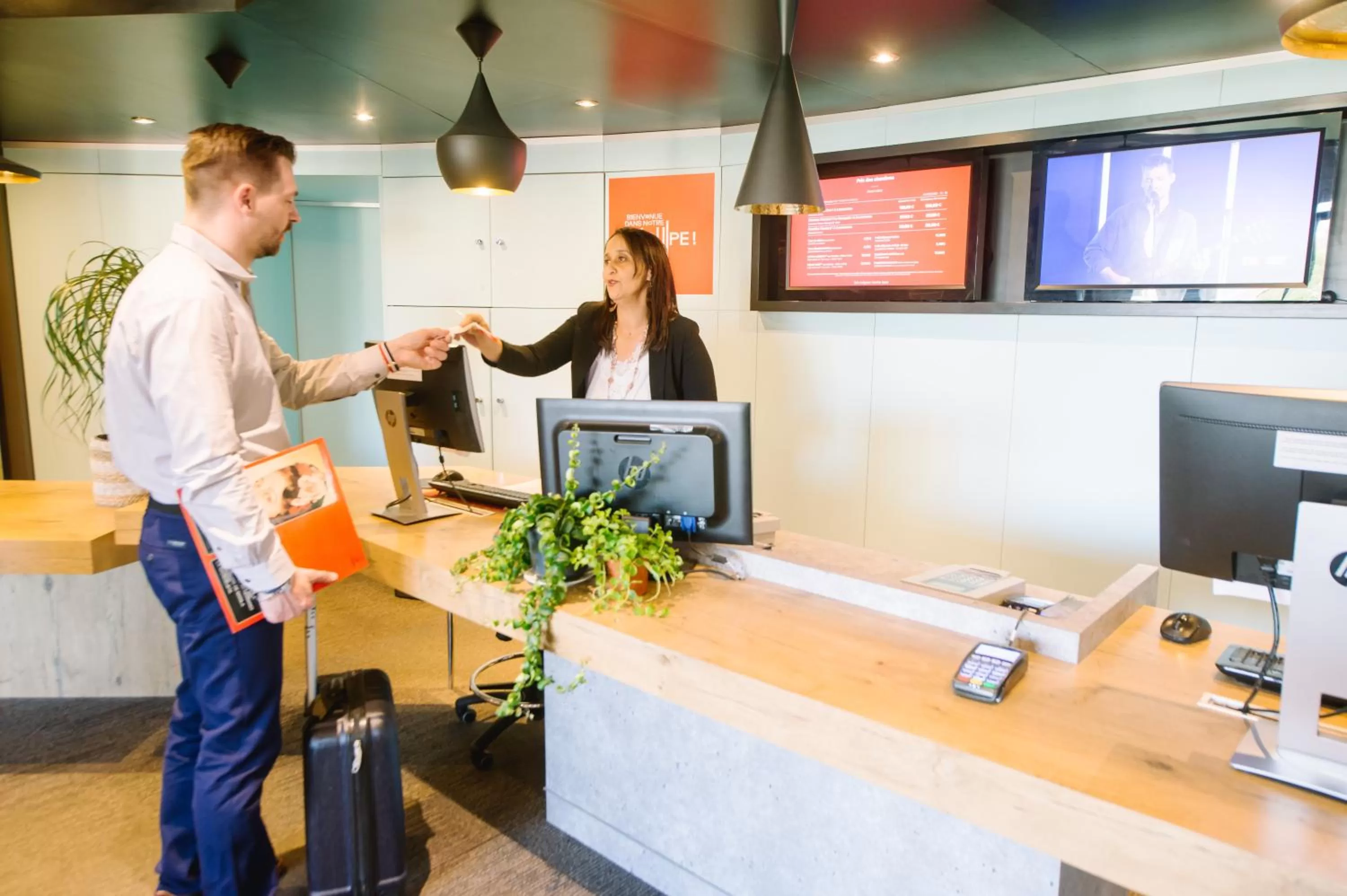 Lobby or reception in ibis Avignon Centre Gare
