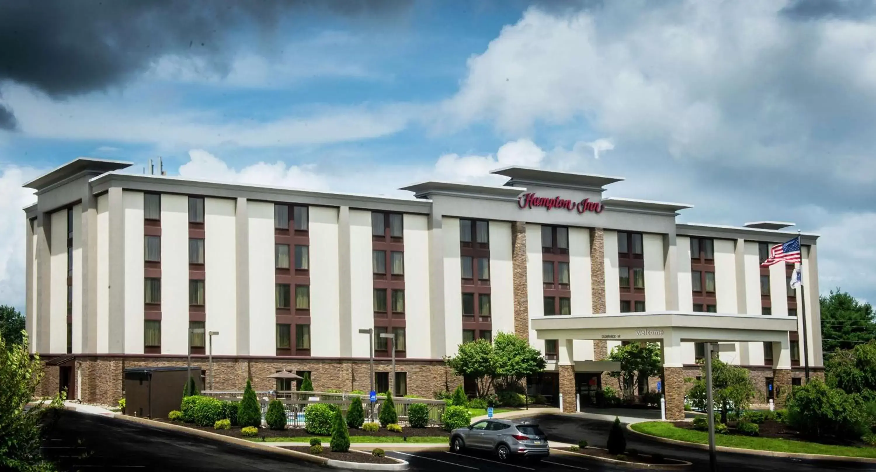 Property Building in Hampton Inn Philadelphia-Great Valley