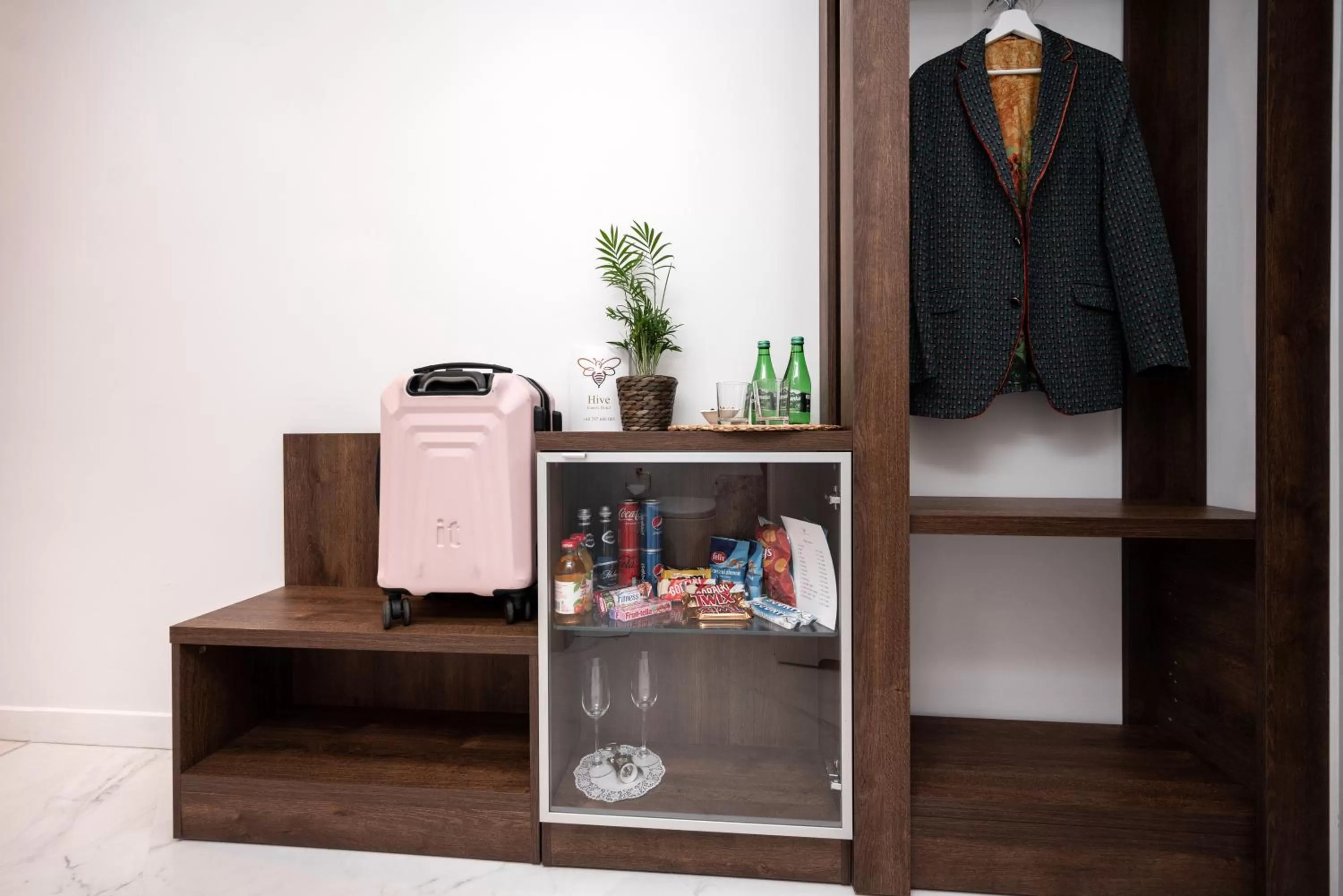 oven in Hive Family House