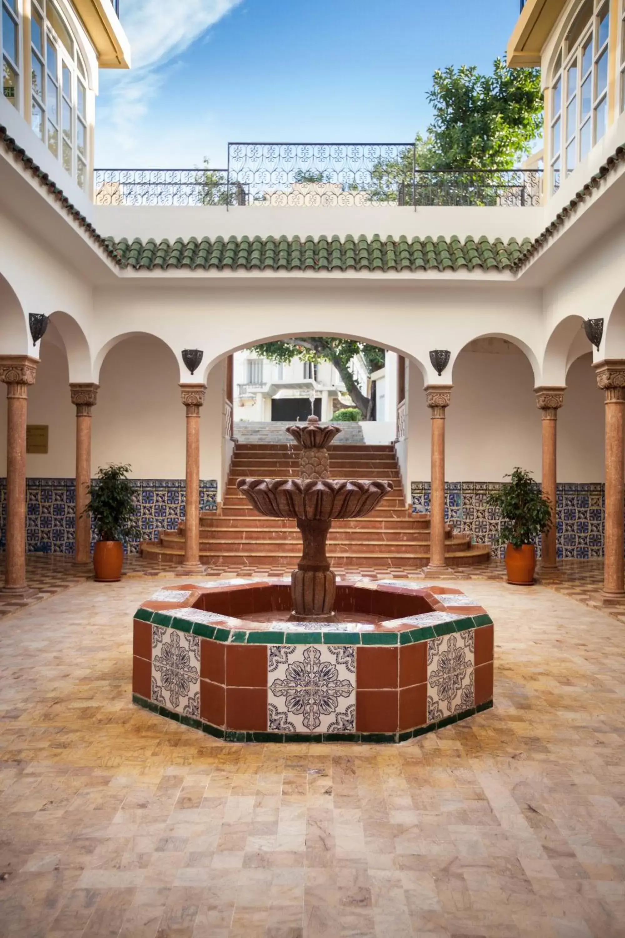 Facade/entrance in Grand Hotel Villa de France