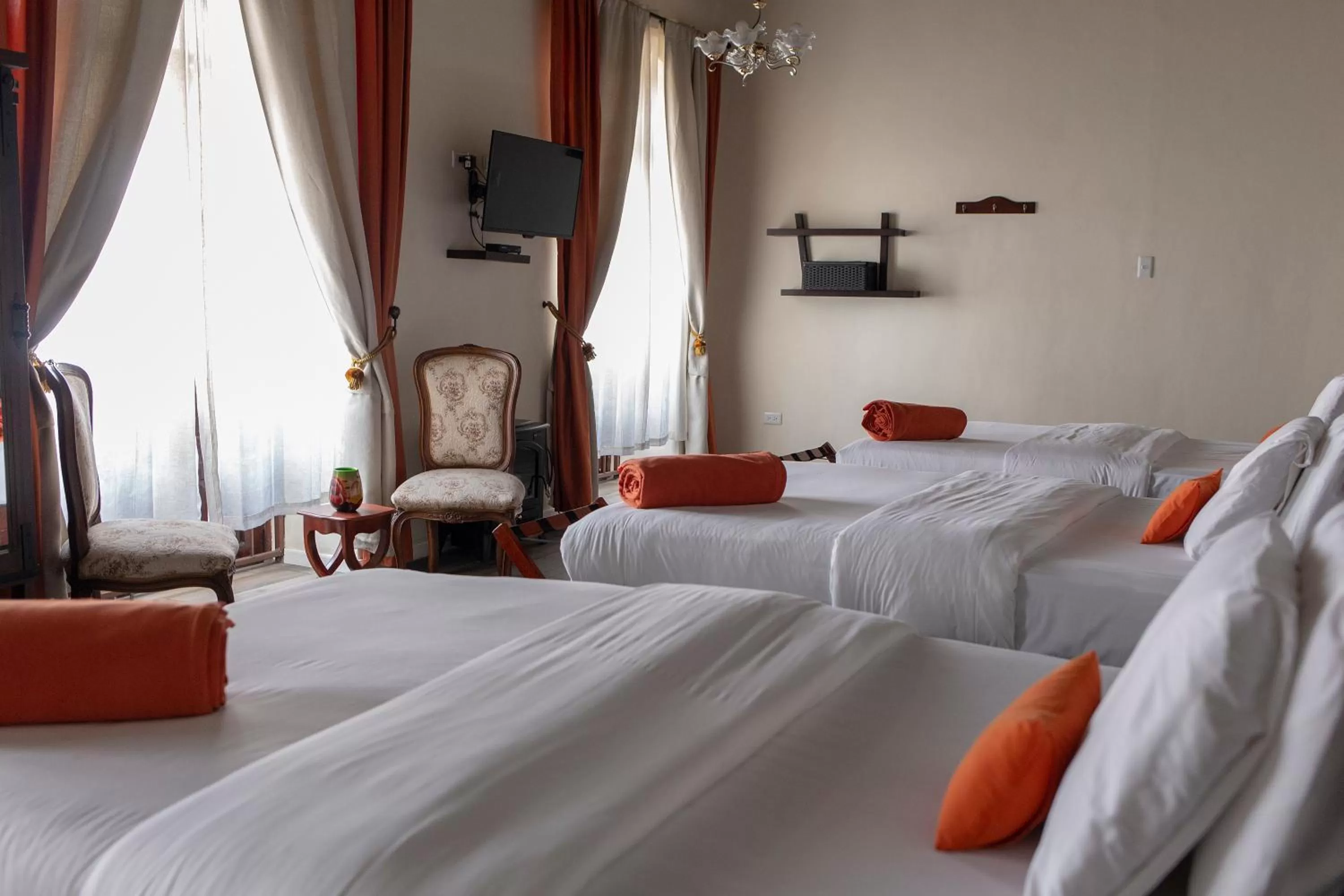 Bedroom, Bed in Hotel Colonial San Agustin