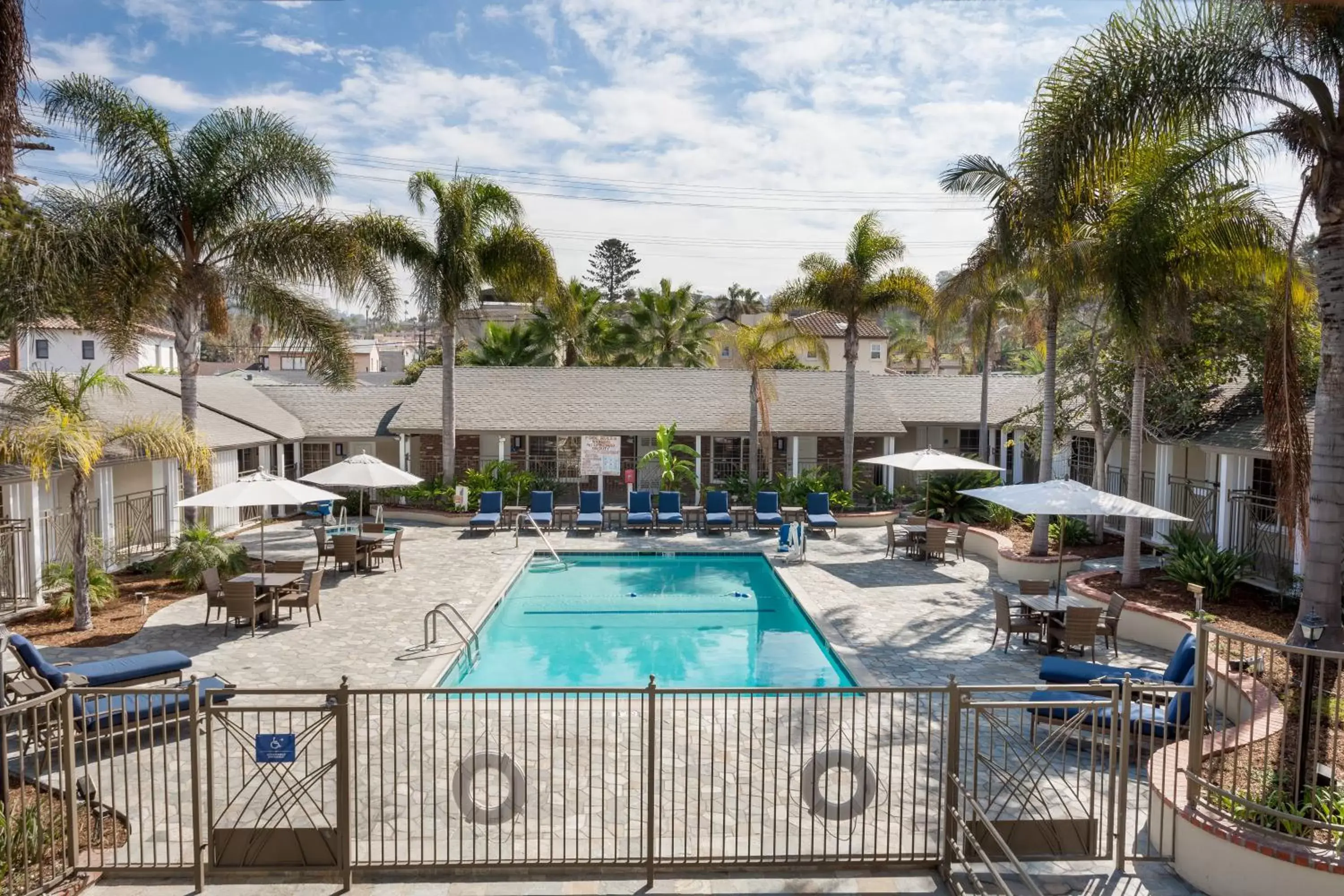 Swimming pool, Pool View in Holiday Inn Express and Suites La Jolla - Windansea Beach, and IHG Hotel