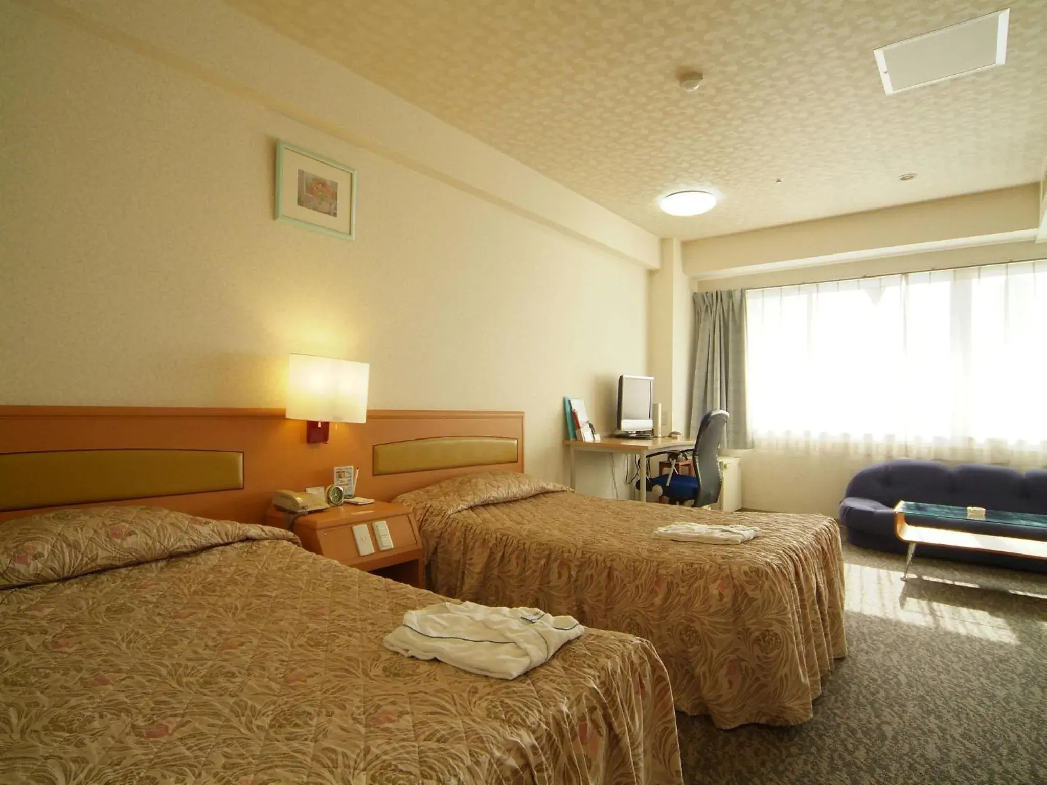 Photo of the whole room, Bed in Hotel Crown Hills Himeji