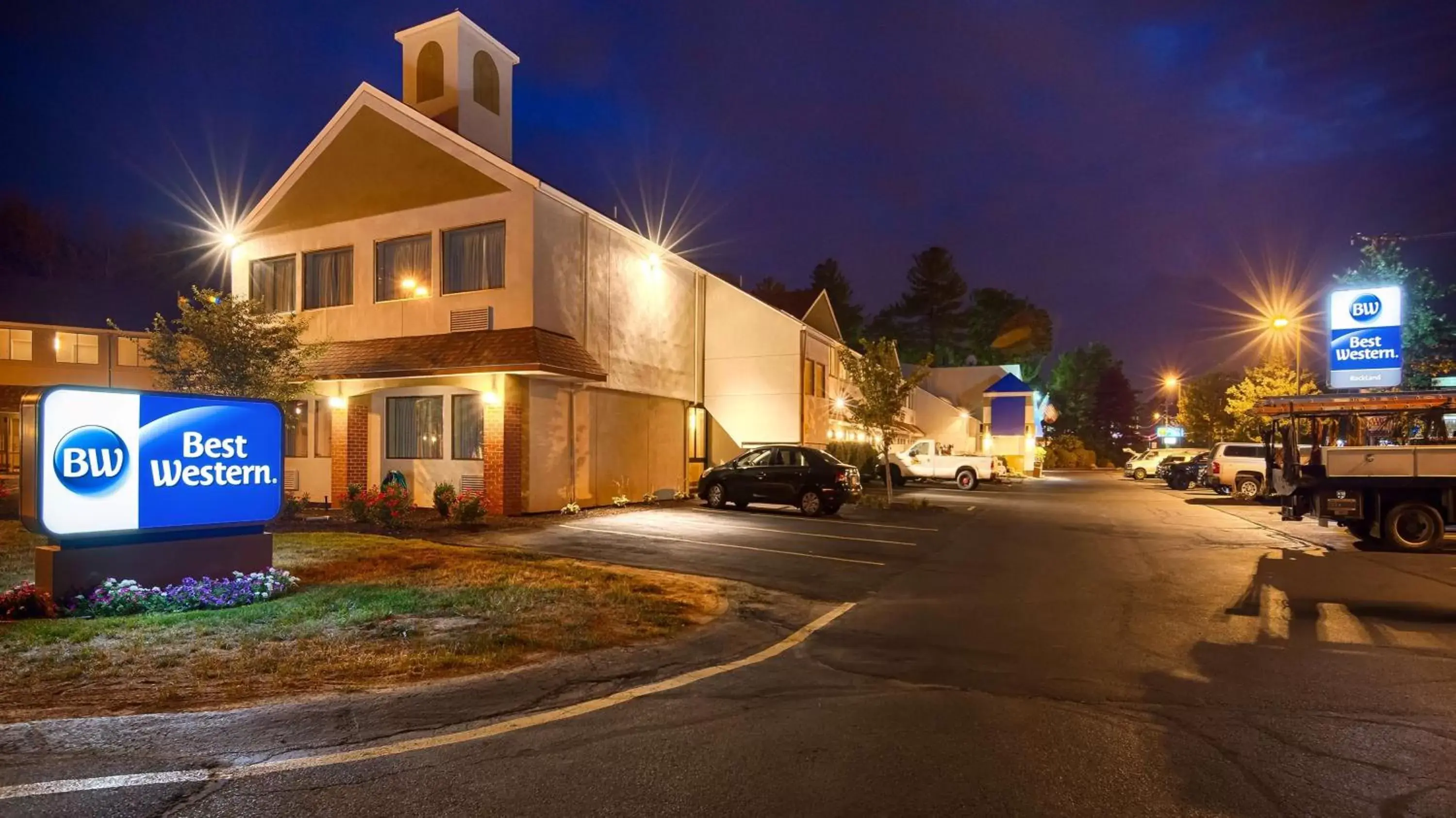 Property building in Best Western Rockland