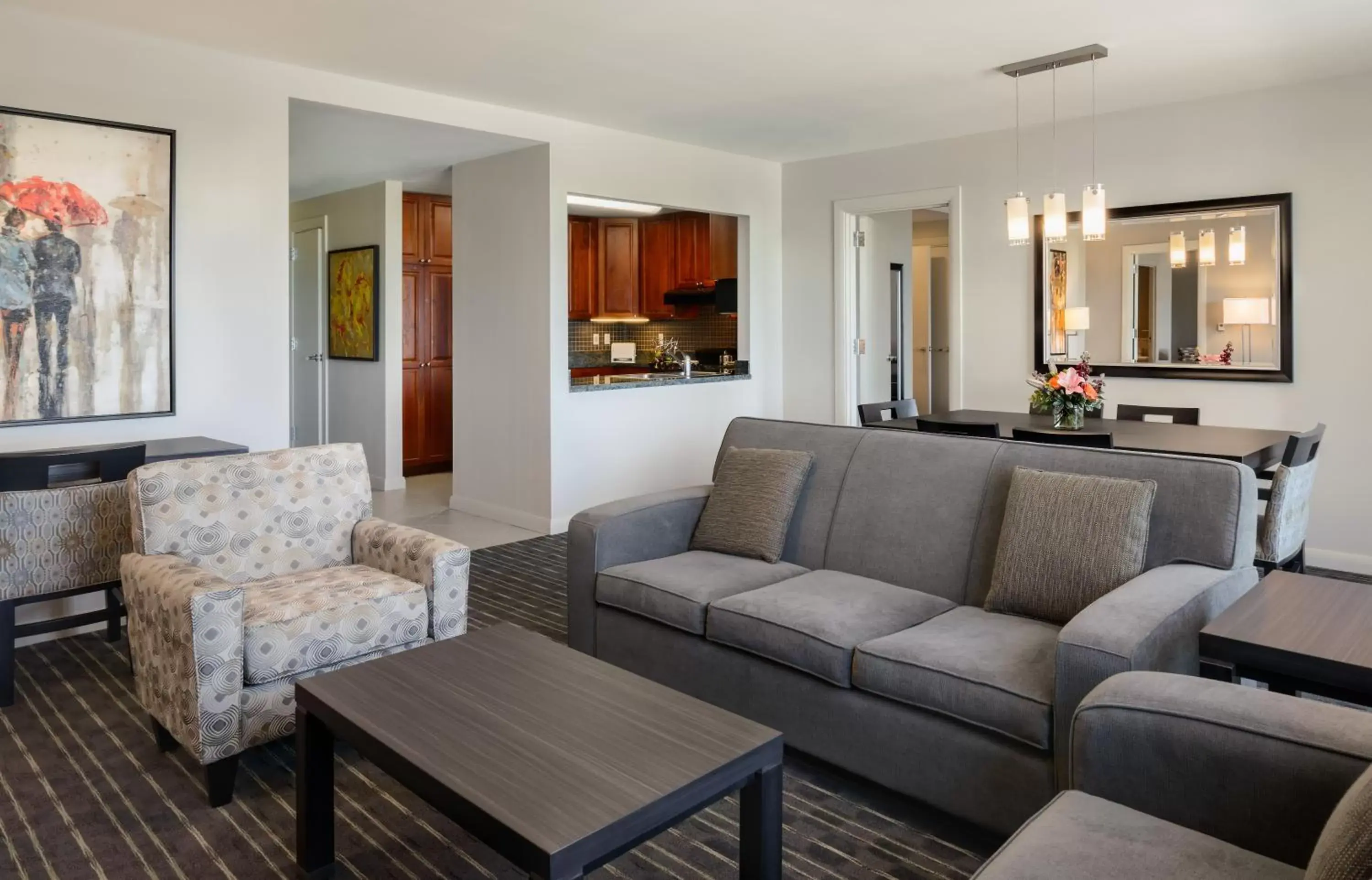 Living room, Lounge/Bar in Broadway Plaza, Trademark Collection by Wyndham