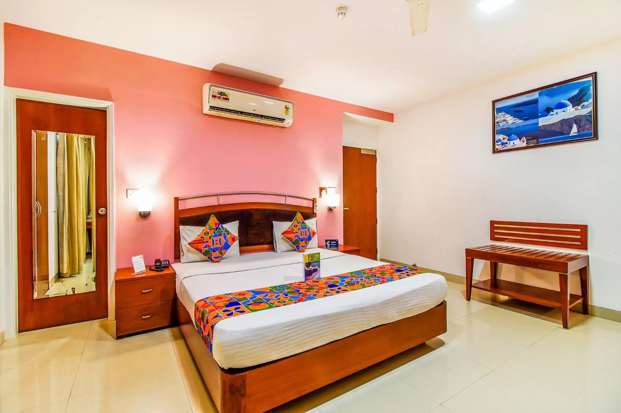 Photo of the whole room, Bed in FabHotel F9 NFC